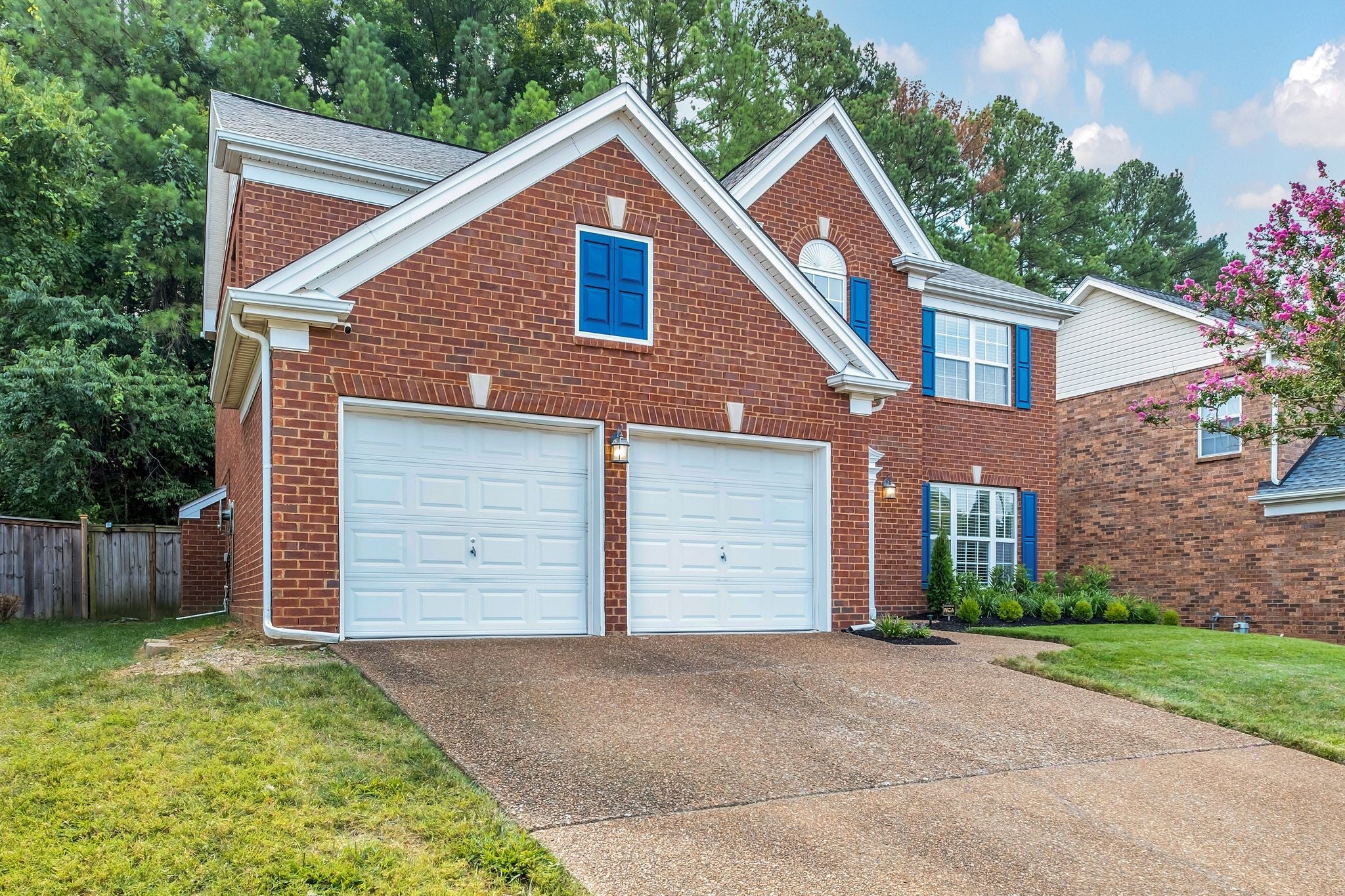 5804 Sterling Oaks Dr
