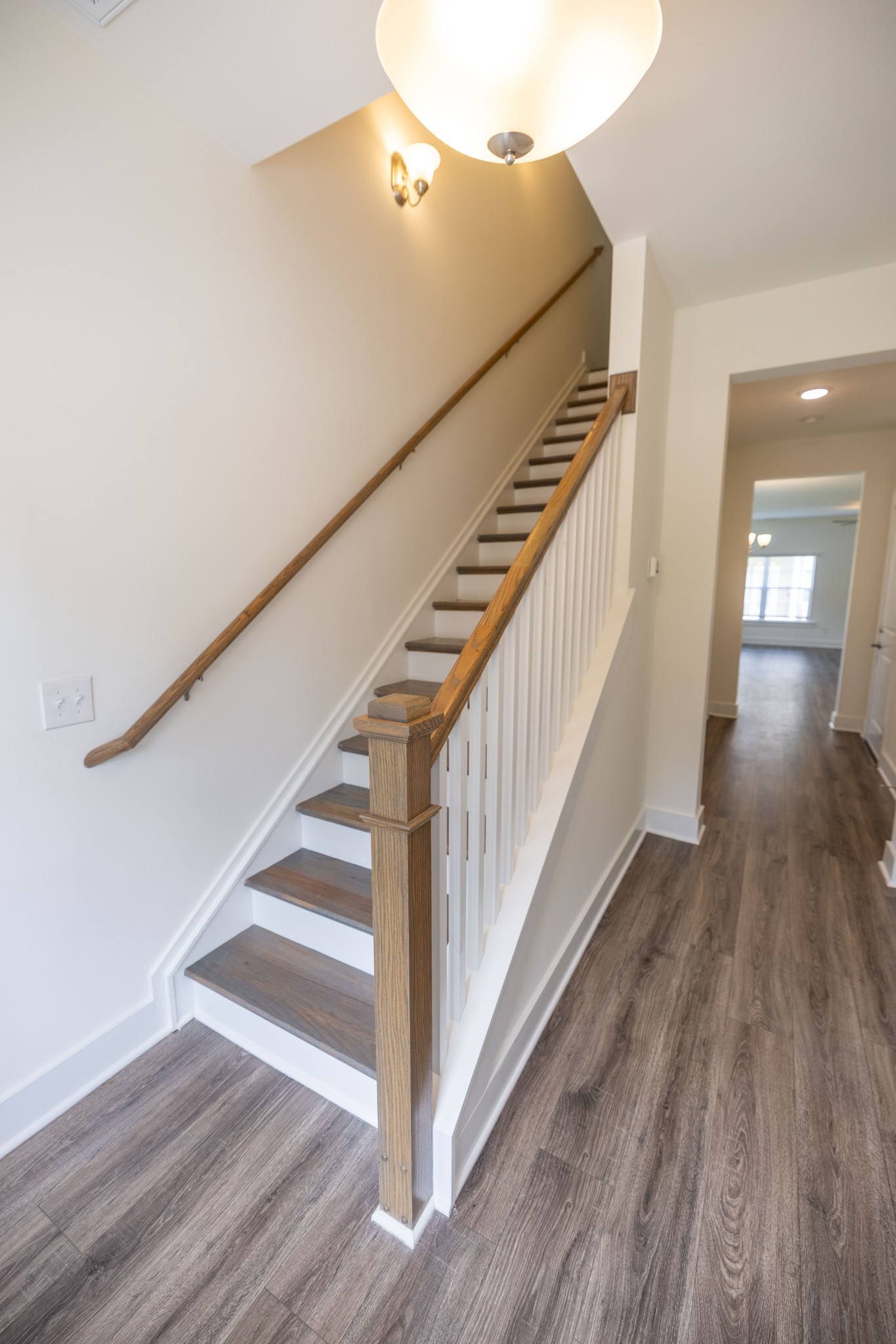 1044 Sweetleaf Dr