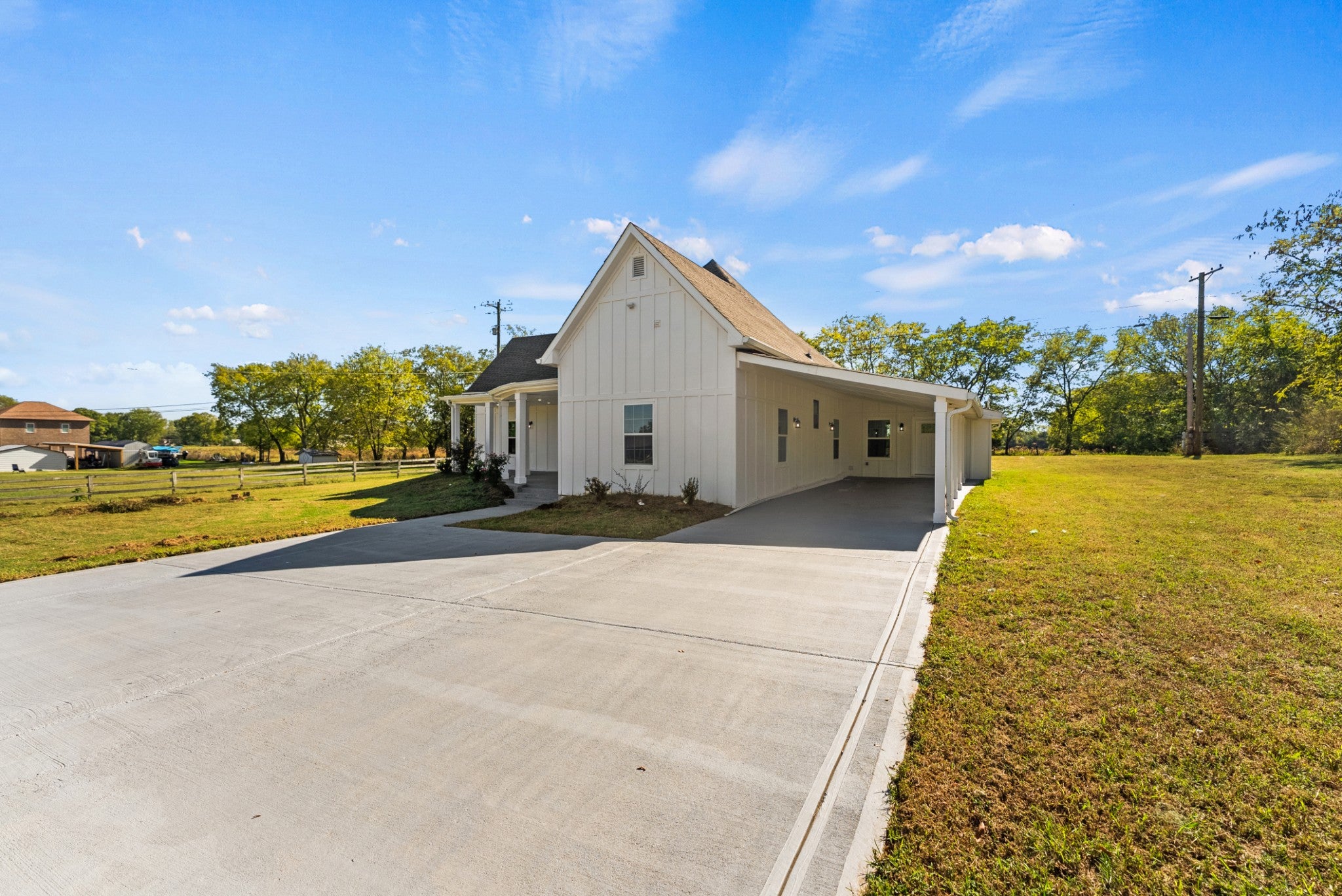638 Rucker Rd