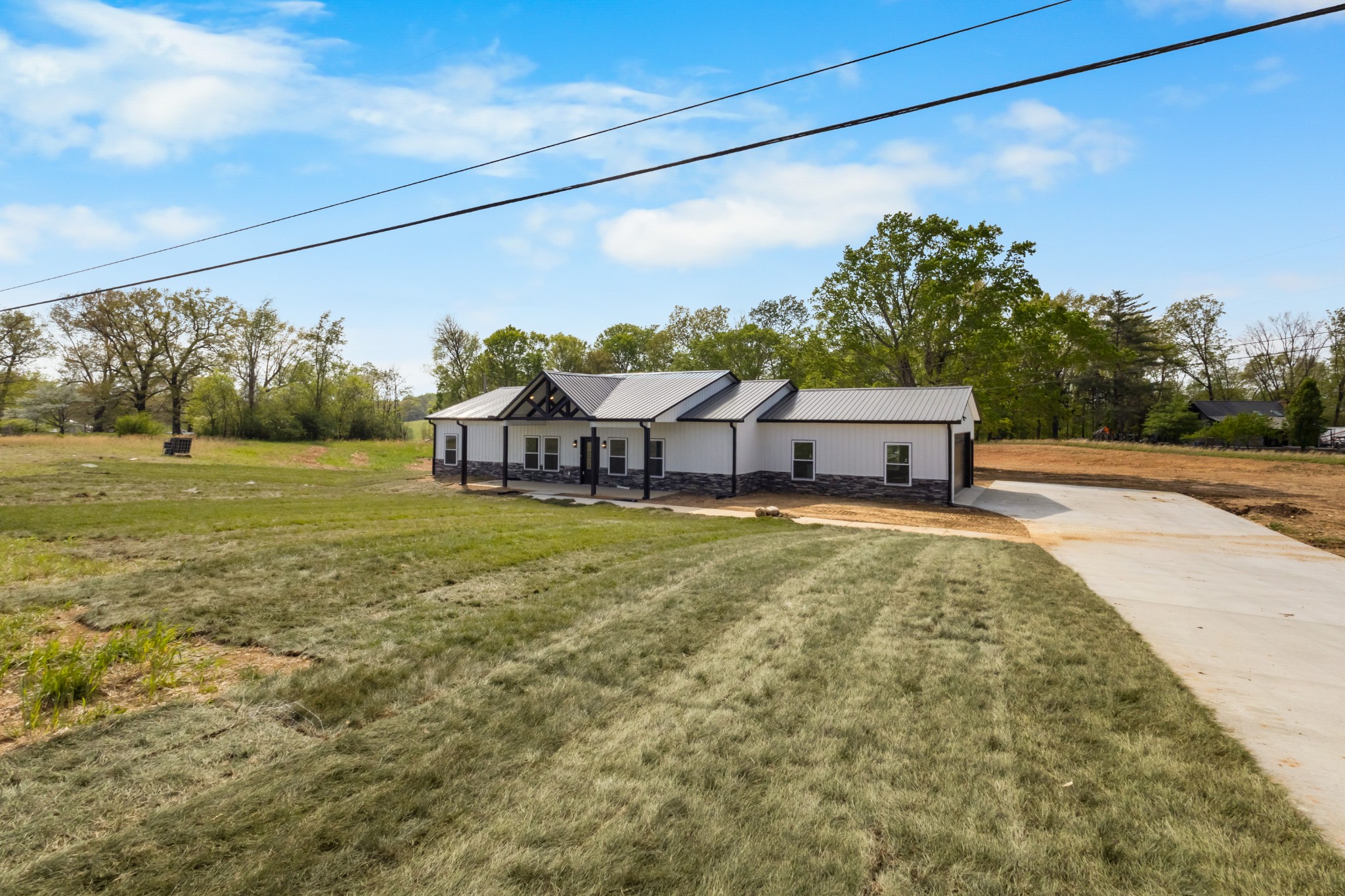 3940 Old Highway 48