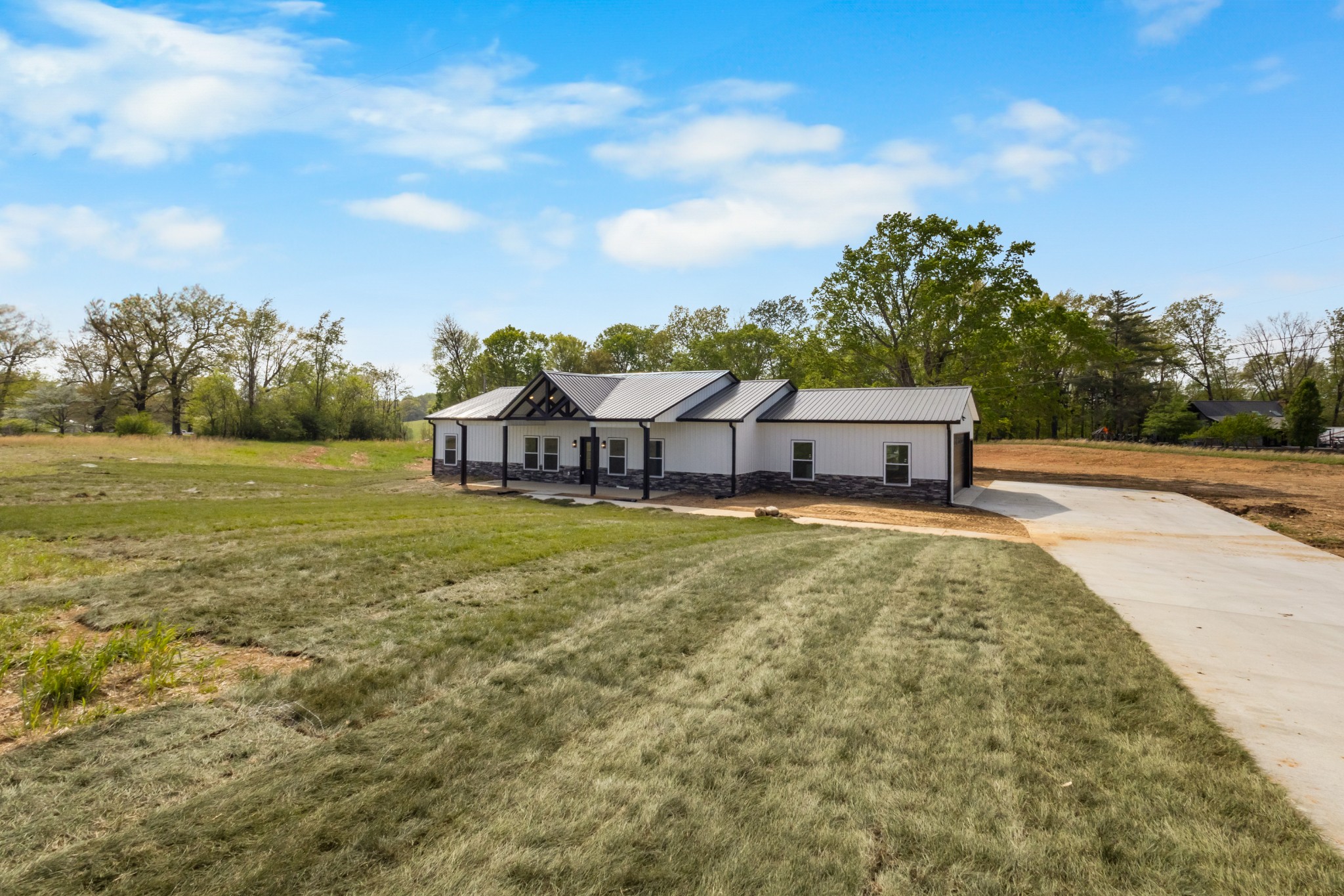 3940 Old Highway 48