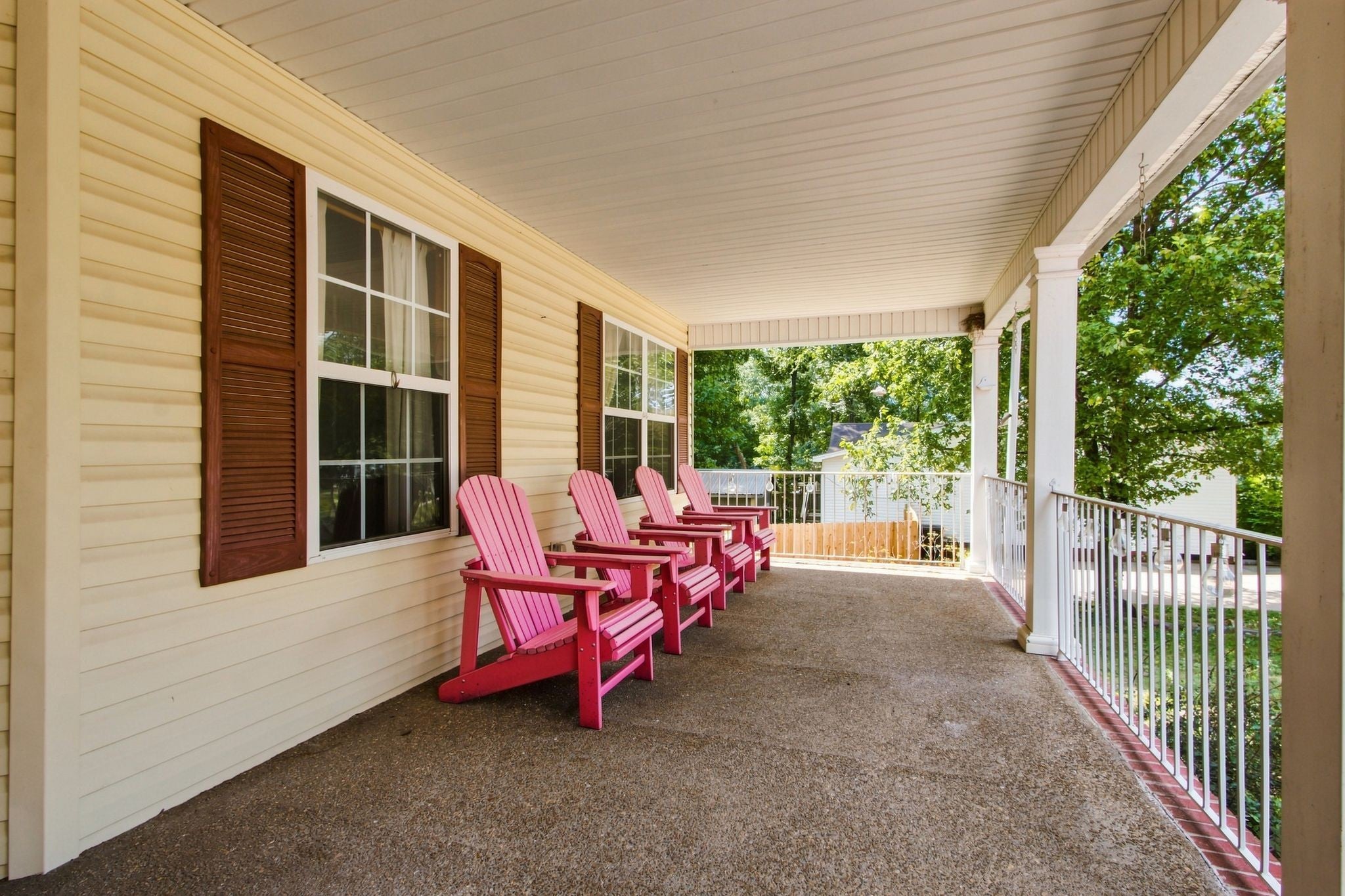 1501 Rebecca Dr