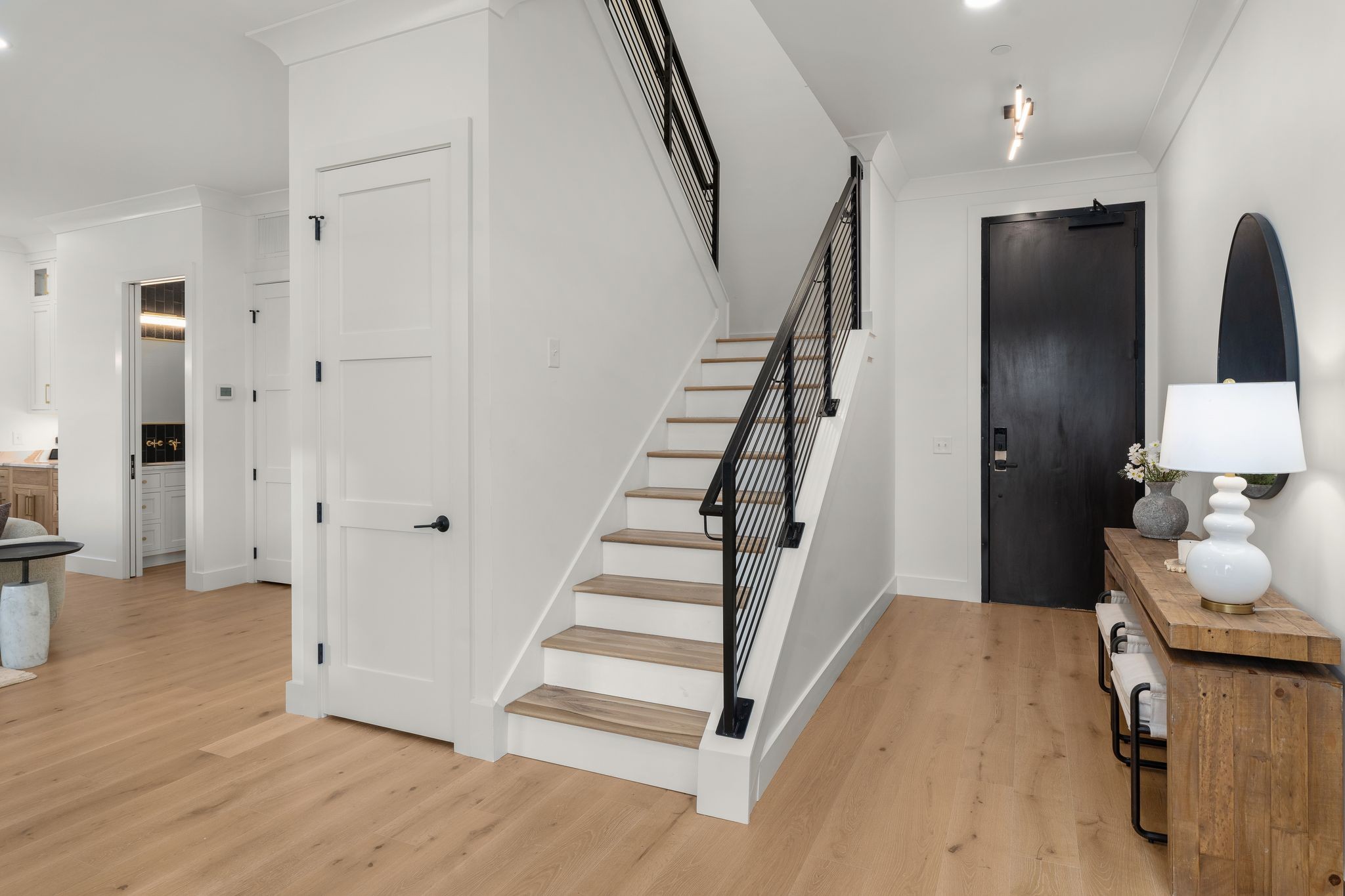 95 Leonard Ave 2