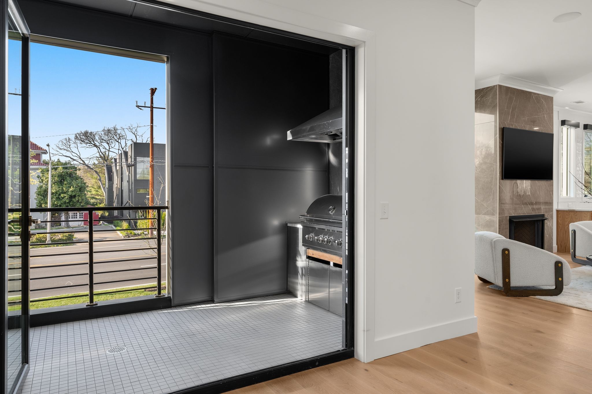 95 Leonard Ave 2