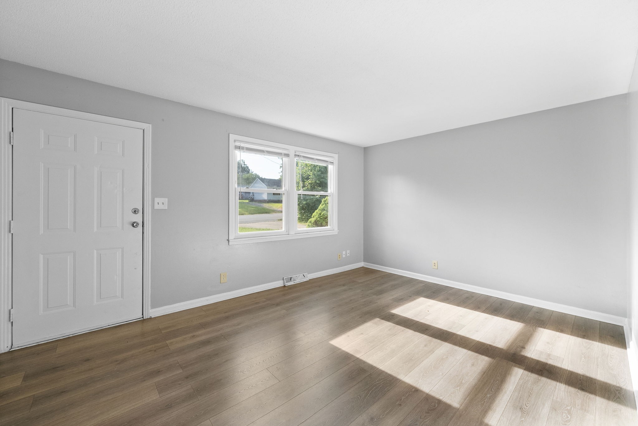 578 Cynthia Dr