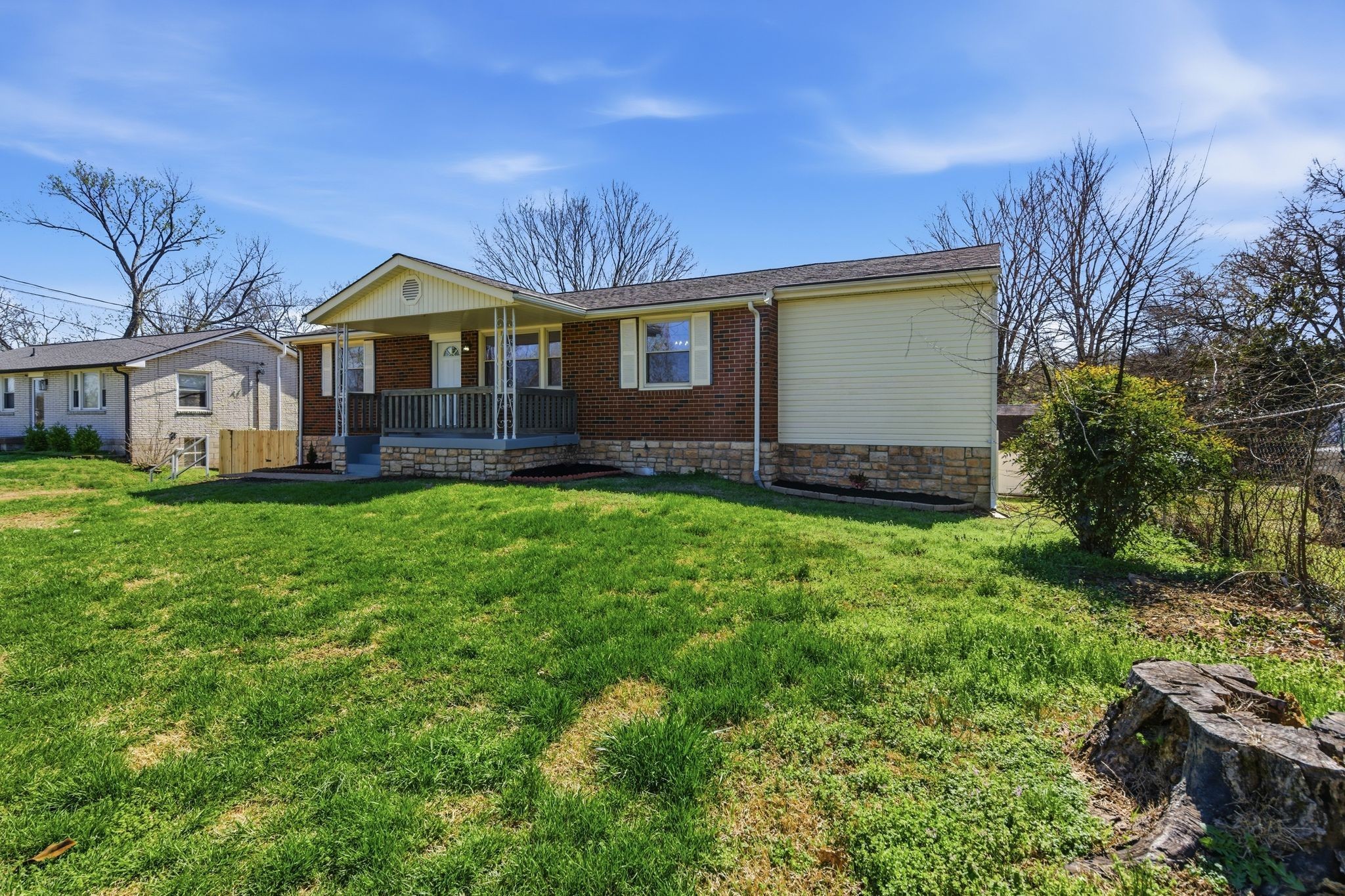 5015 Bonnahill Dr