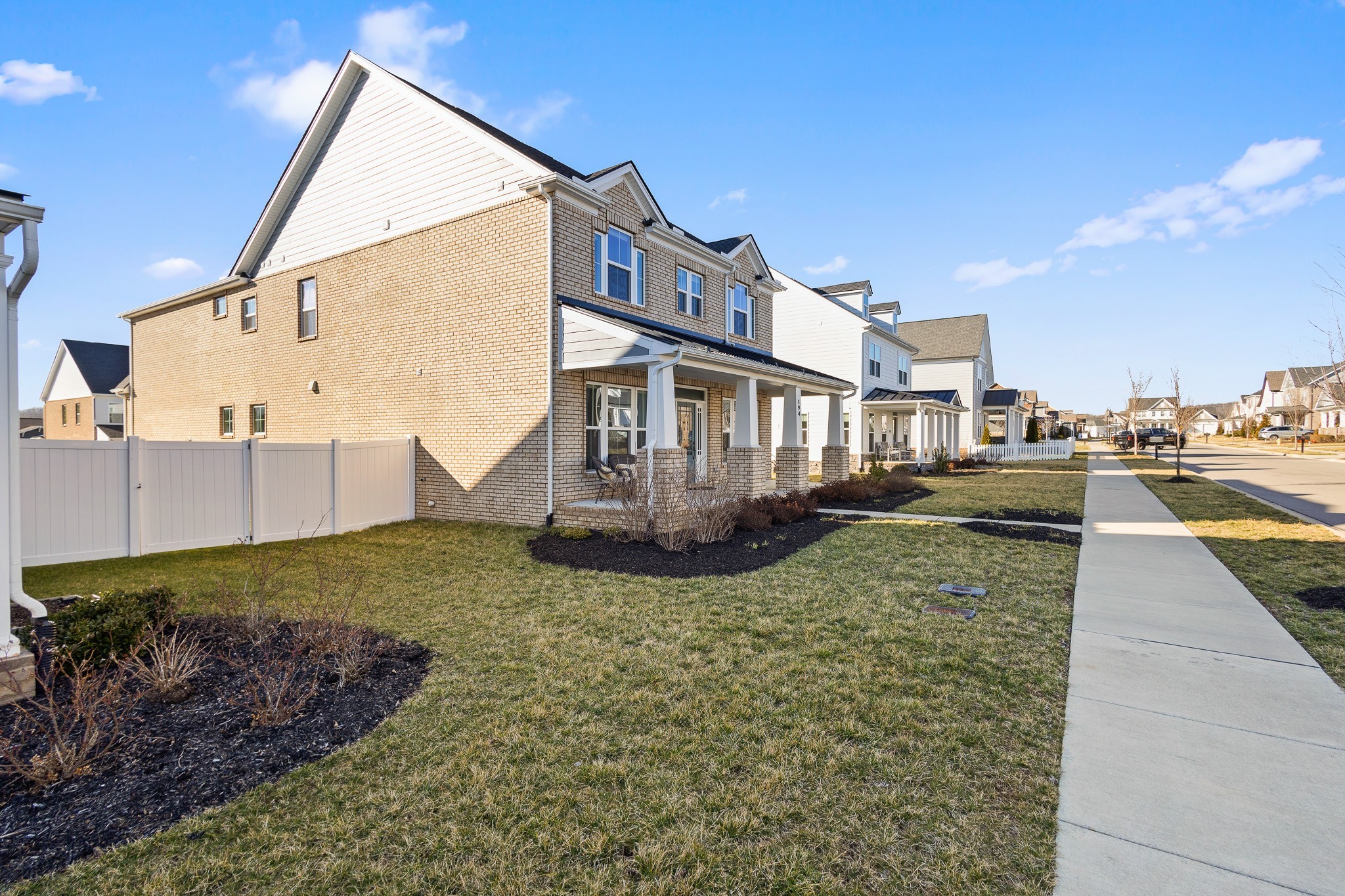 194 Ashington Cir