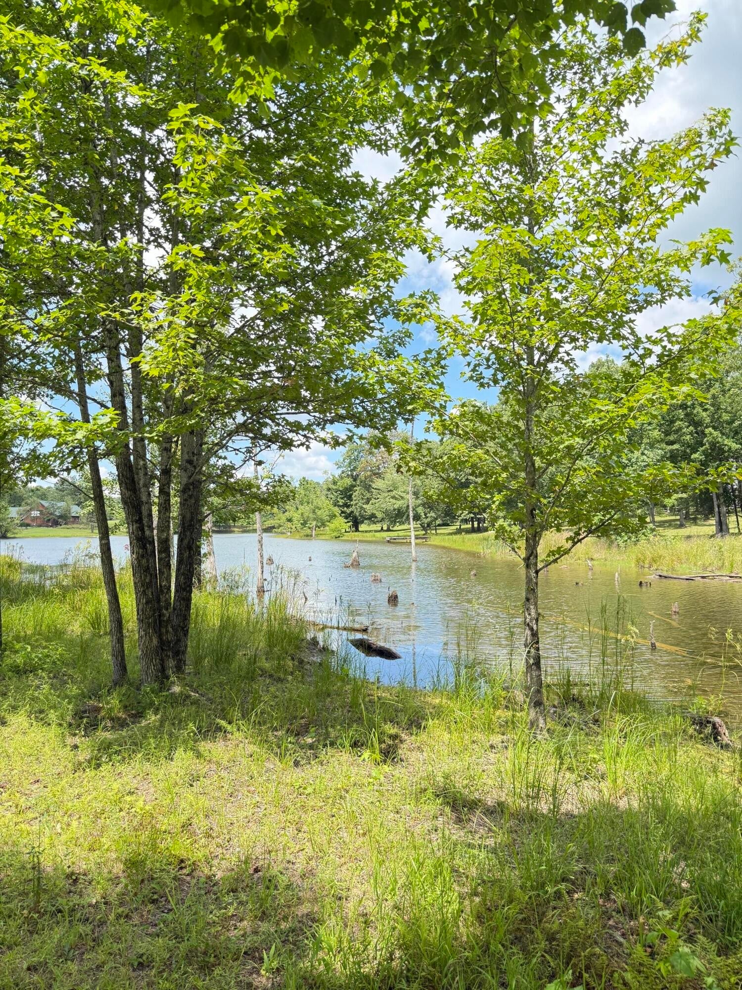 6 Greenfields Way N