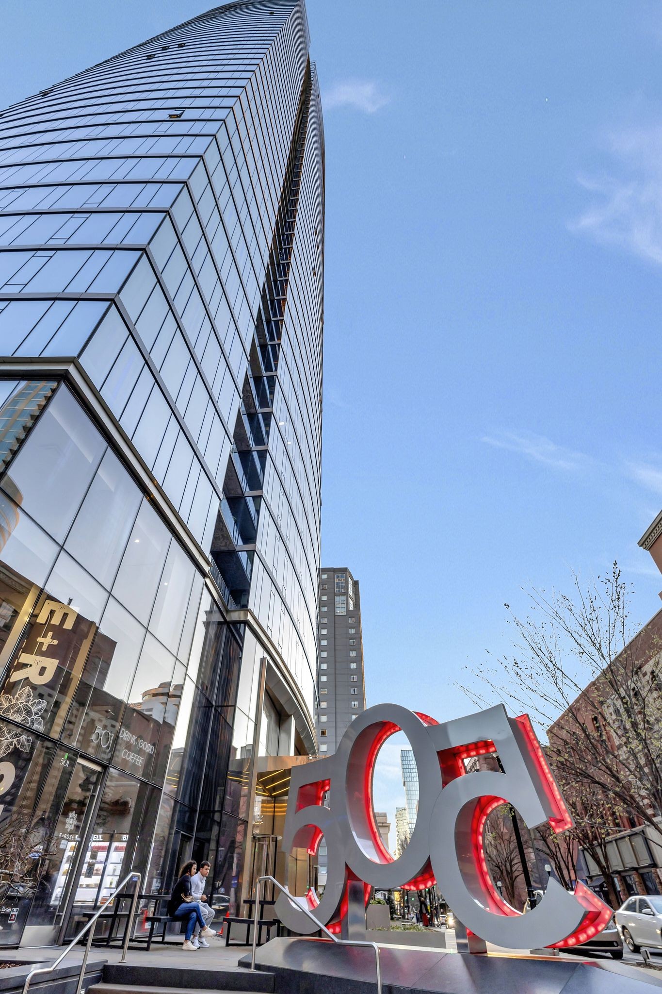 Nashville, Tennessee 37219, United States, 2 Bedrooms Bedrooms, ,2 BathroomsBathrooms,Residential,Active,123983