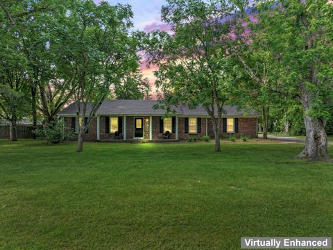 211 Elmwood Dr Murfreesboro TN 37128