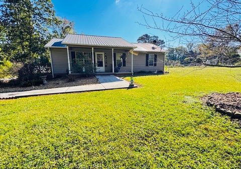 392 Sherrill Rd Decherd TN 37324