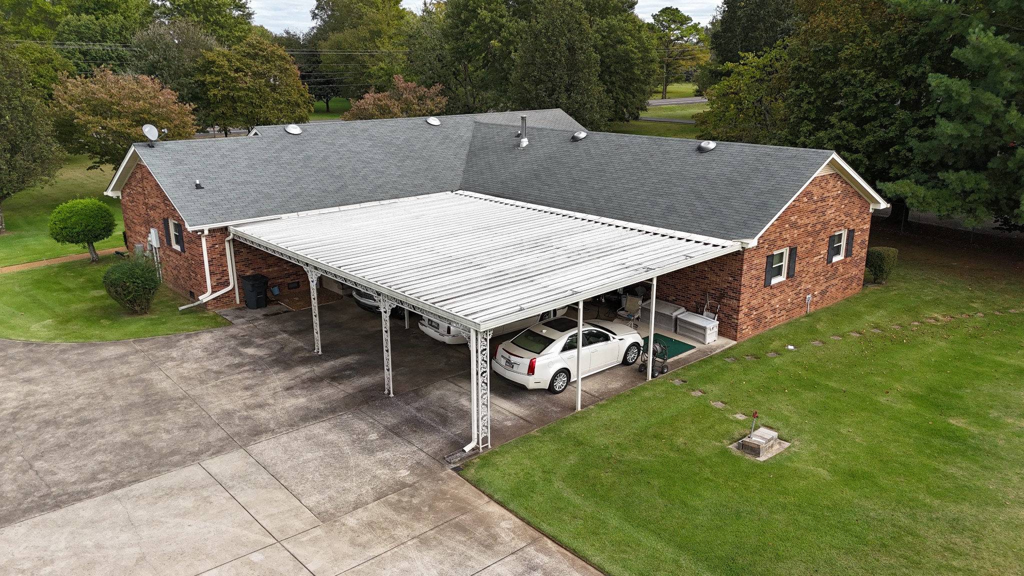 3692 Manchester Pike