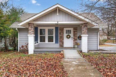 775 Greenwood Ave Clarksville TN 37040