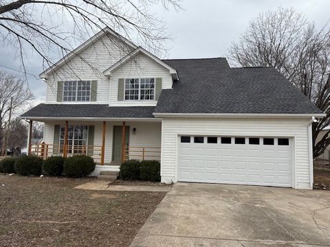 701 Rocky Ridge Cir La Vergne TN 37086