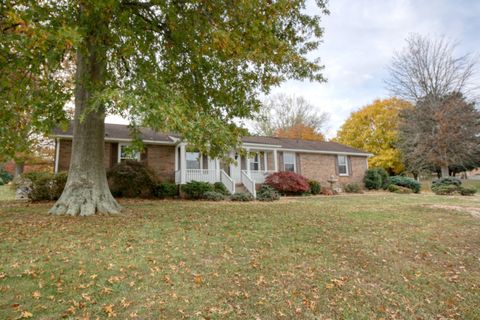 211 General Forrest Dr Springfield TN 37172