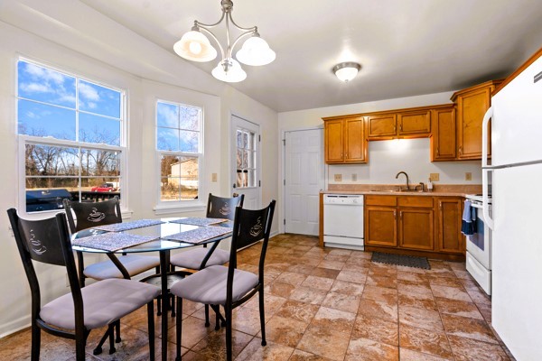 2529 McGinnis Dr