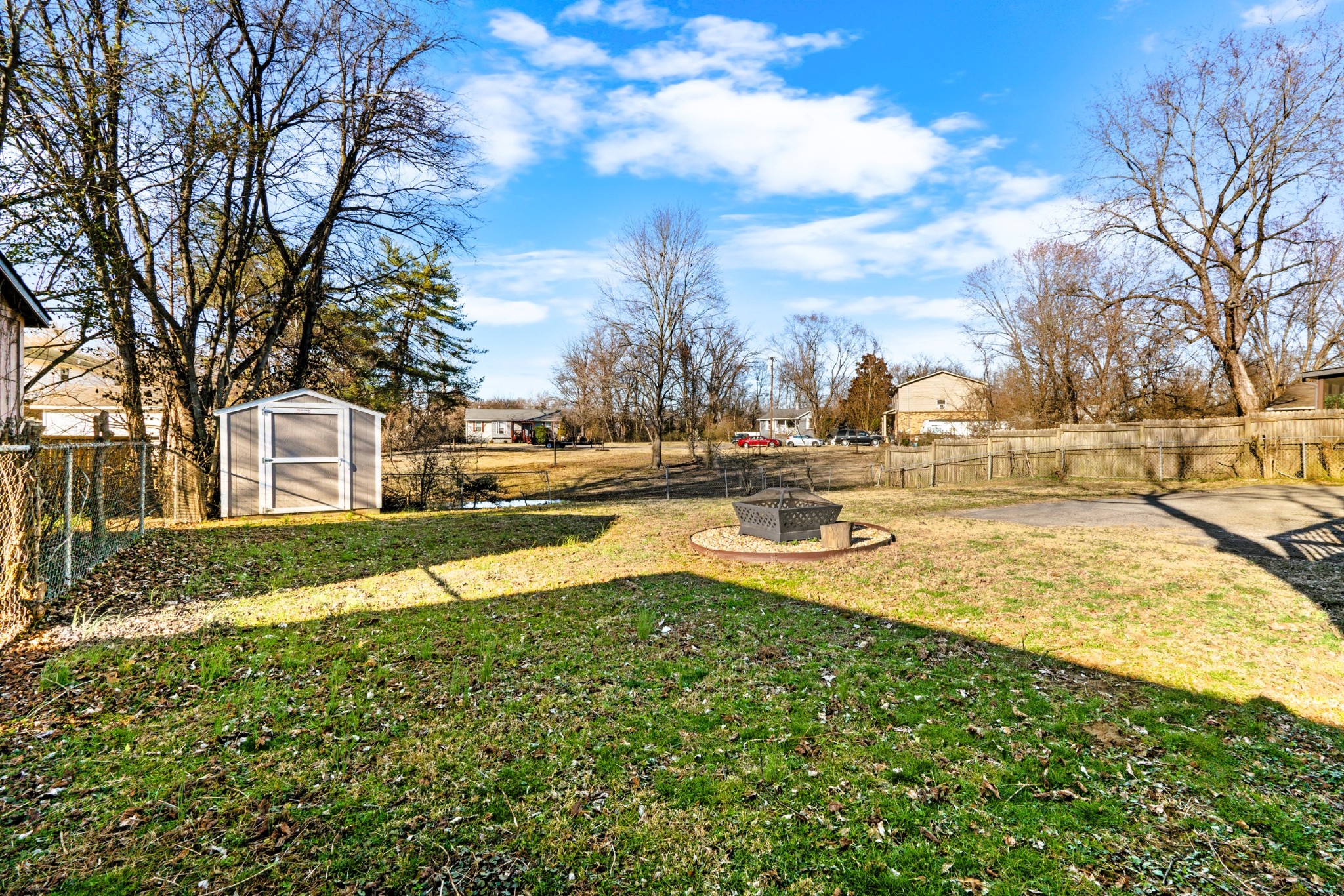 2529 McGinnis Dr