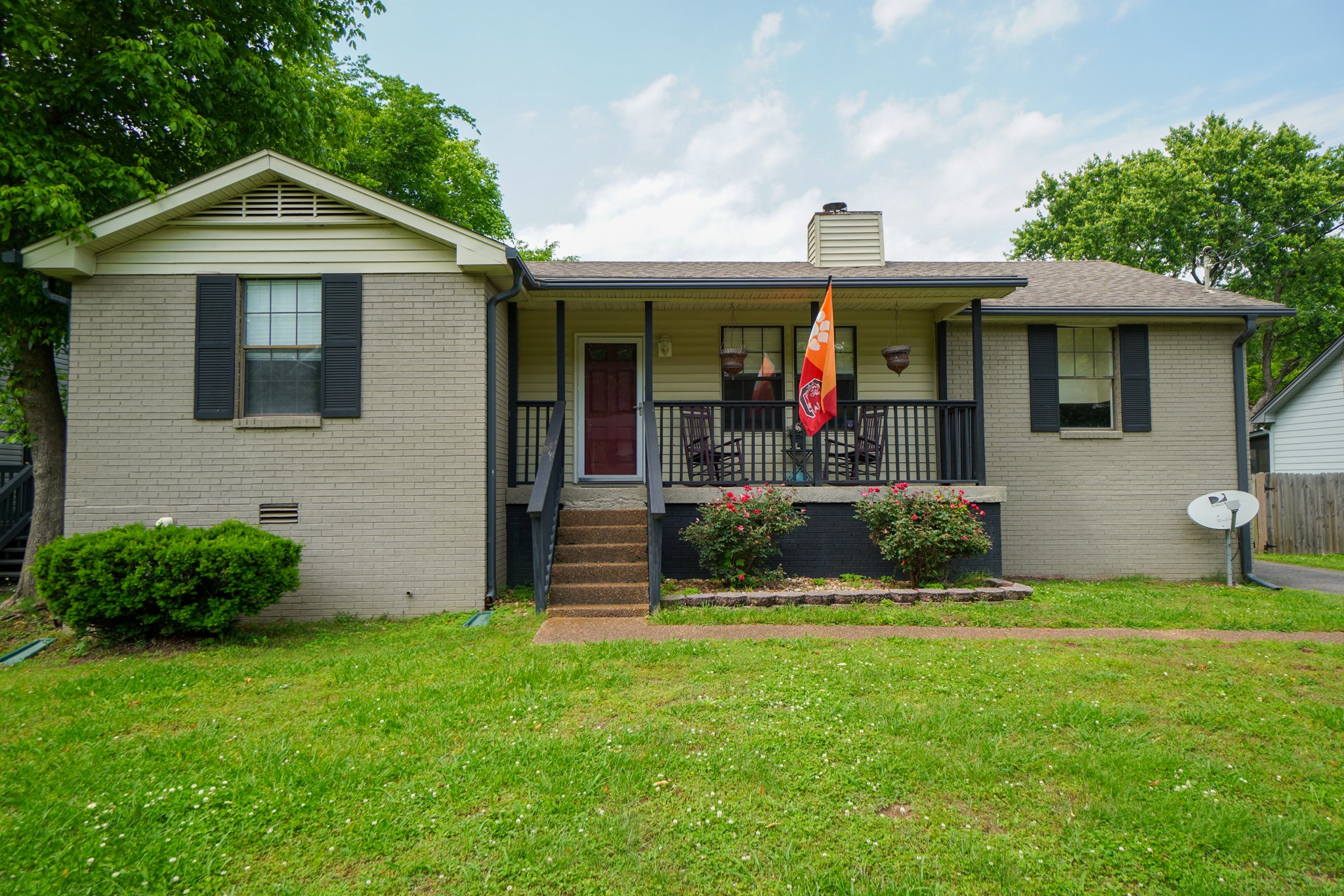 2529 McGinnis Dr