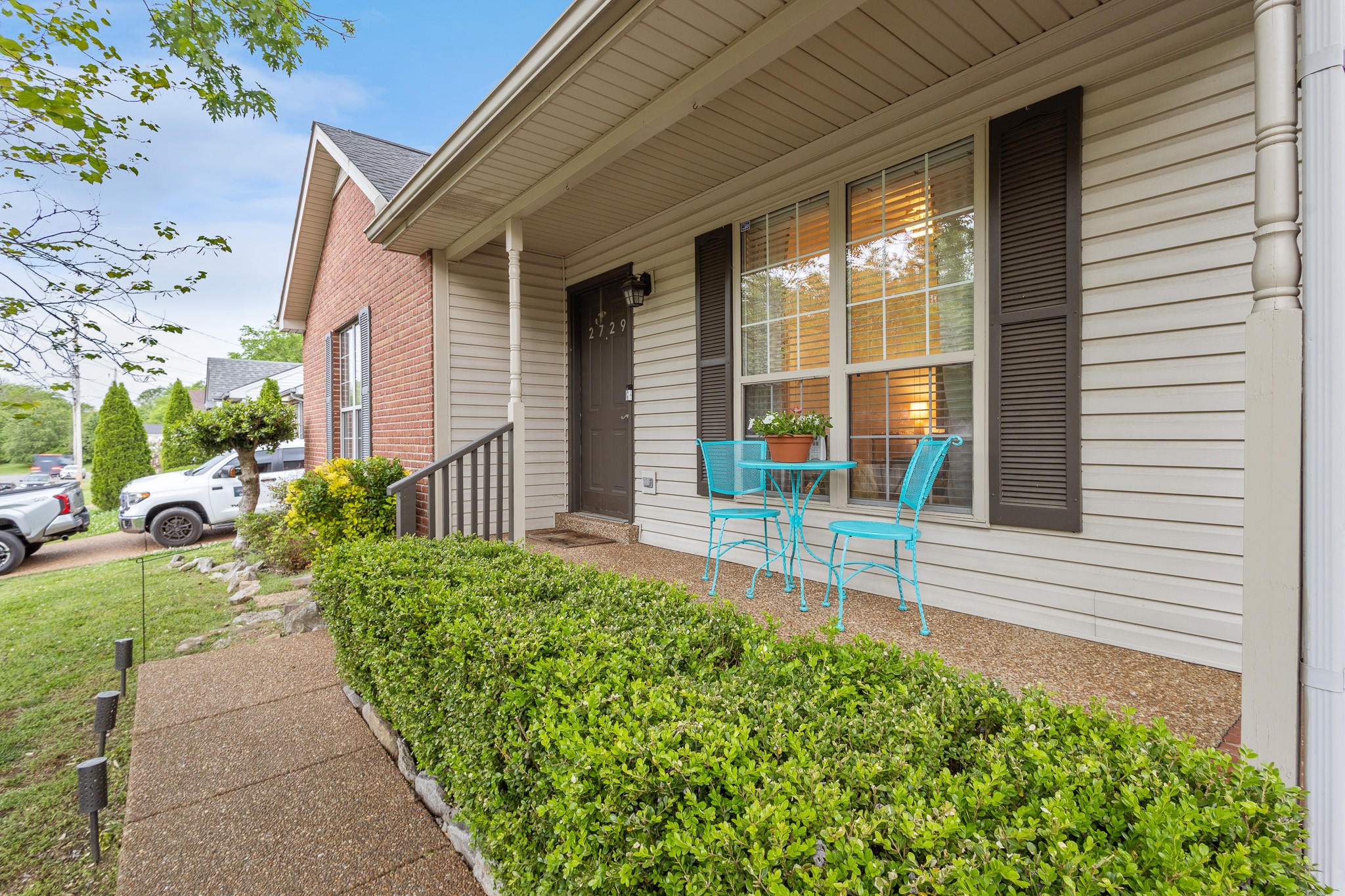 2729 Airwood Dr