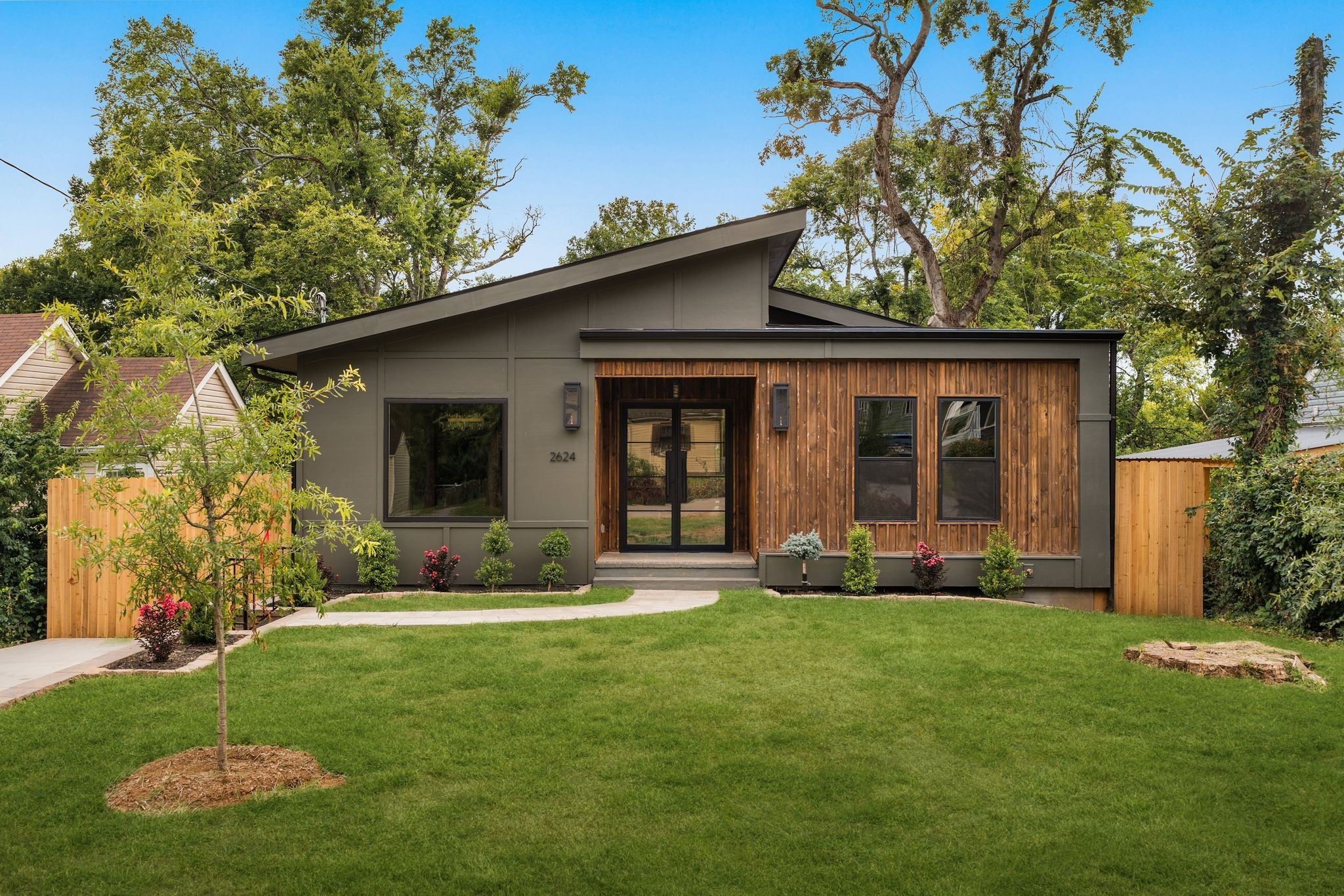 4-bed listing at 2624 Woodyhill Dr, Nashville