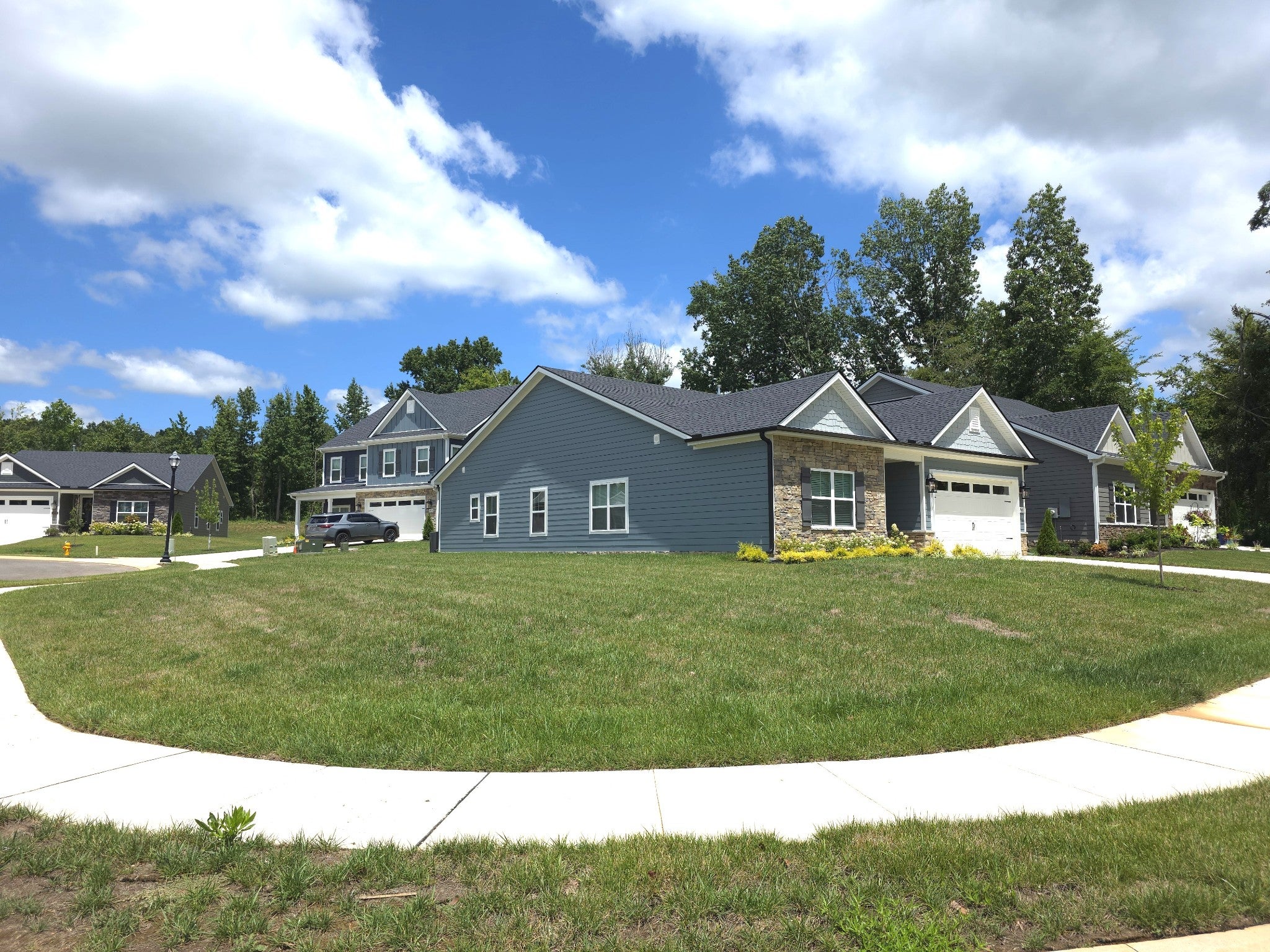 749 Brownlow Road