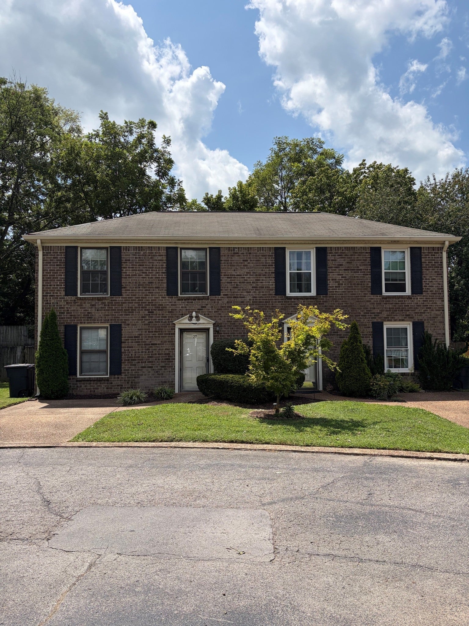 1129 W Main St 27