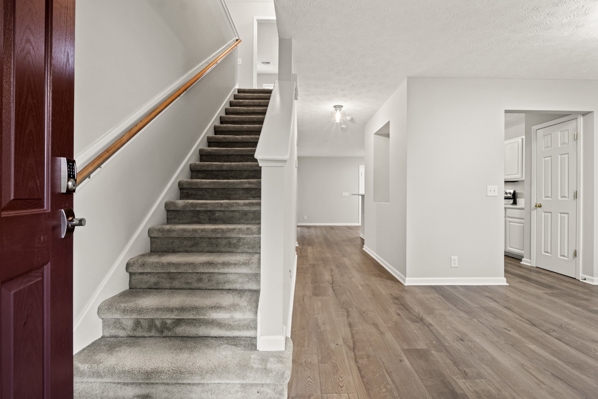 4024 Stonybrook Dr