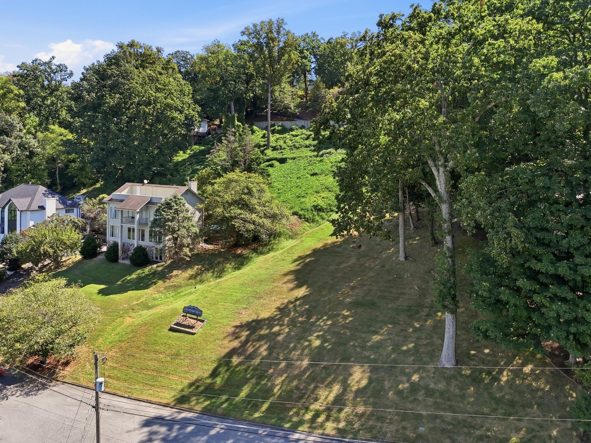 1720 S Crest Manor Lane