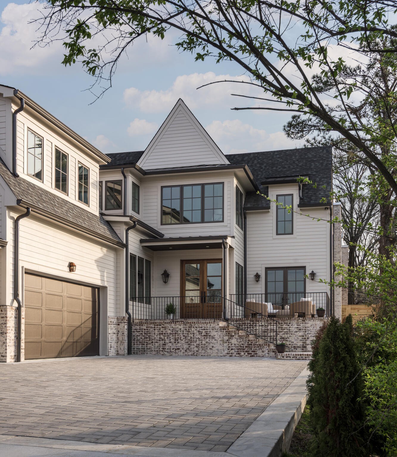 1133 Lipscomb Dr