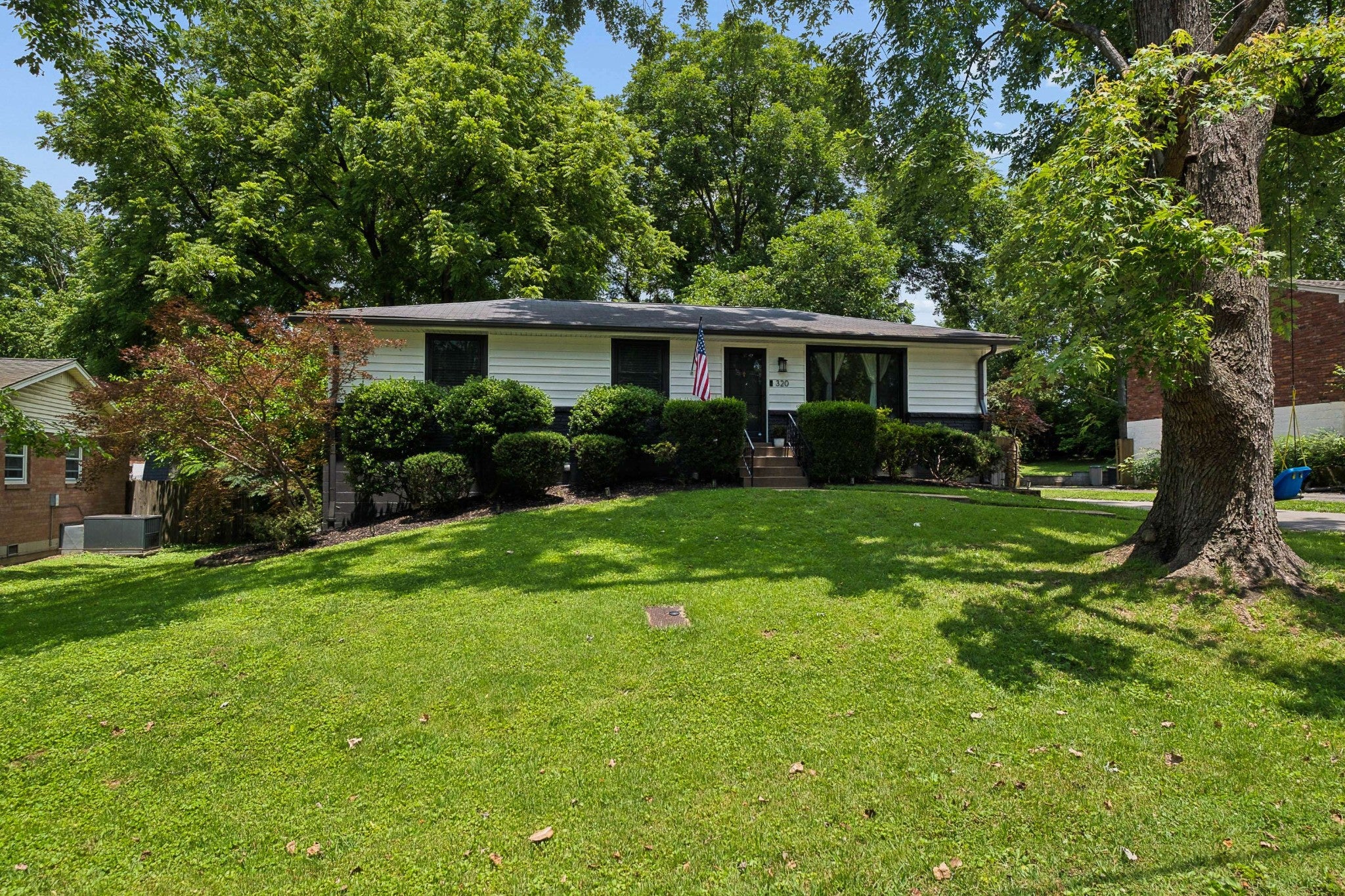 320 Garrett Dr
