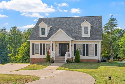 1541 Homeplace Ct Clarksville TN 37043