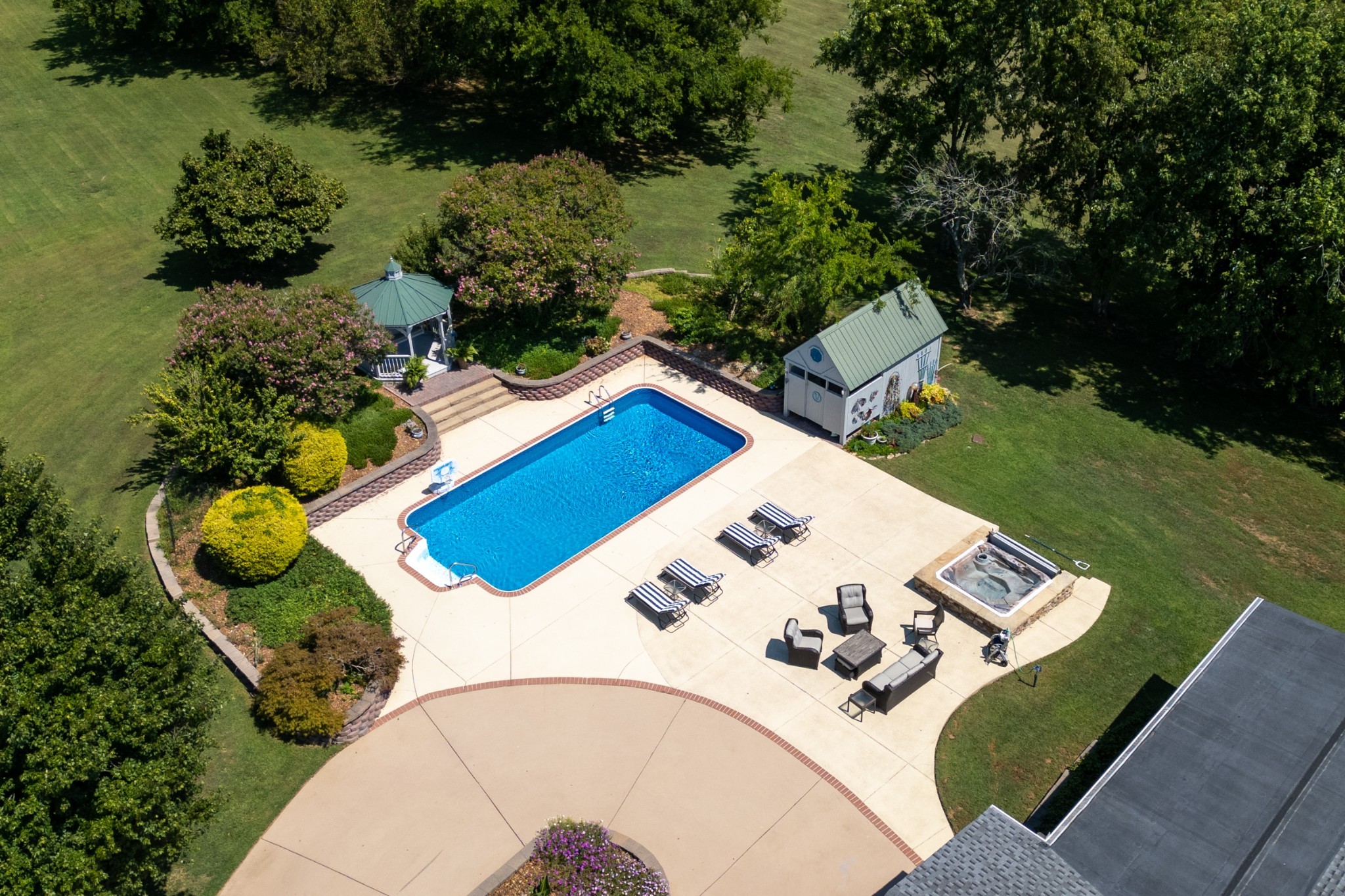 344 Peach Valley Rd