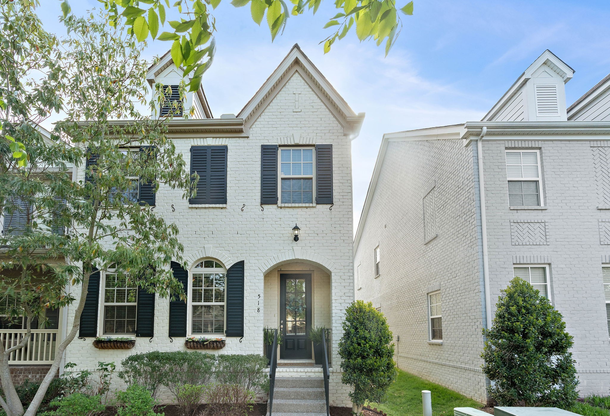 518 Cobert Ln