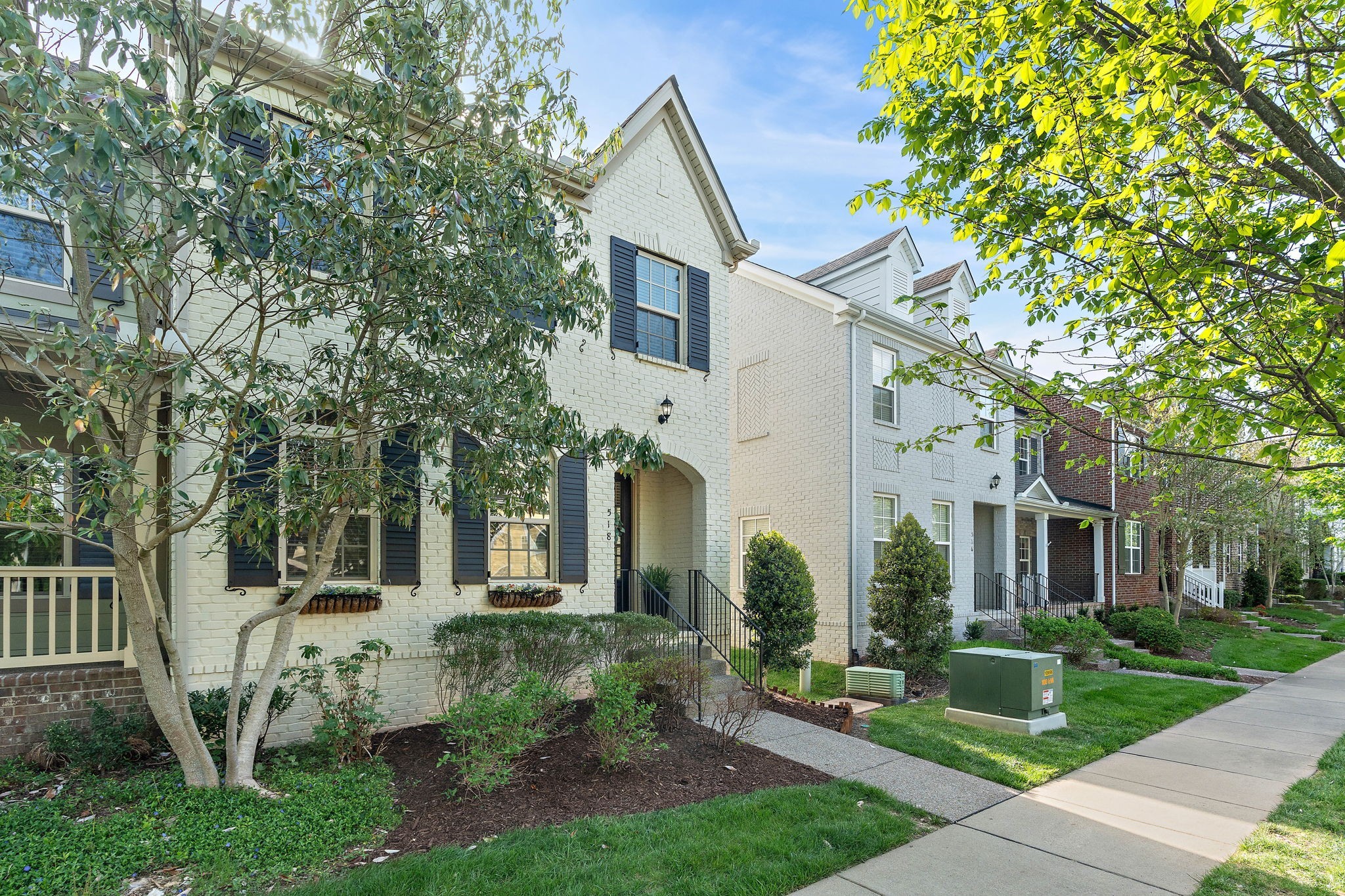 518 Cobert Ln