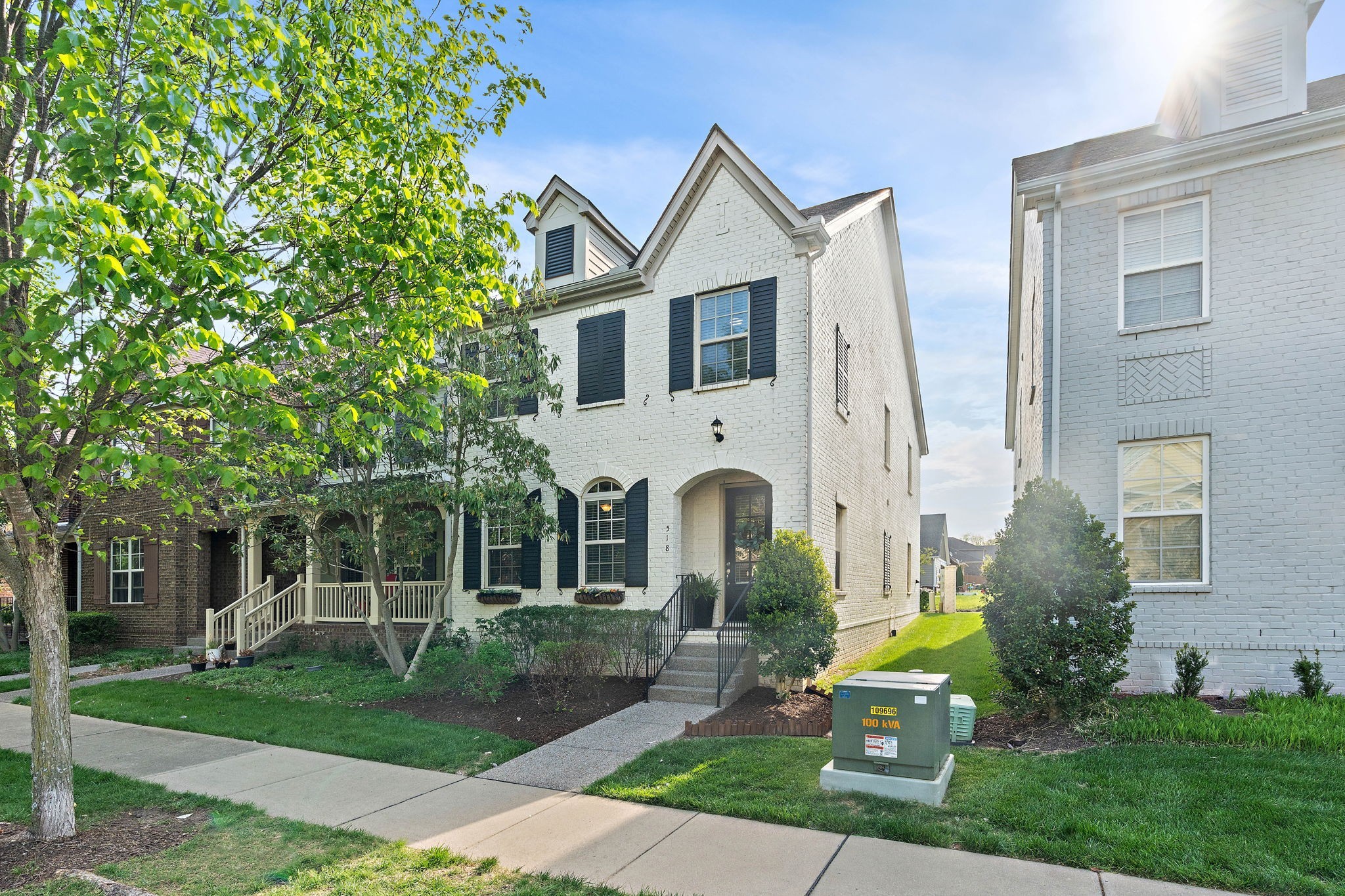 518 Cobert Ln
