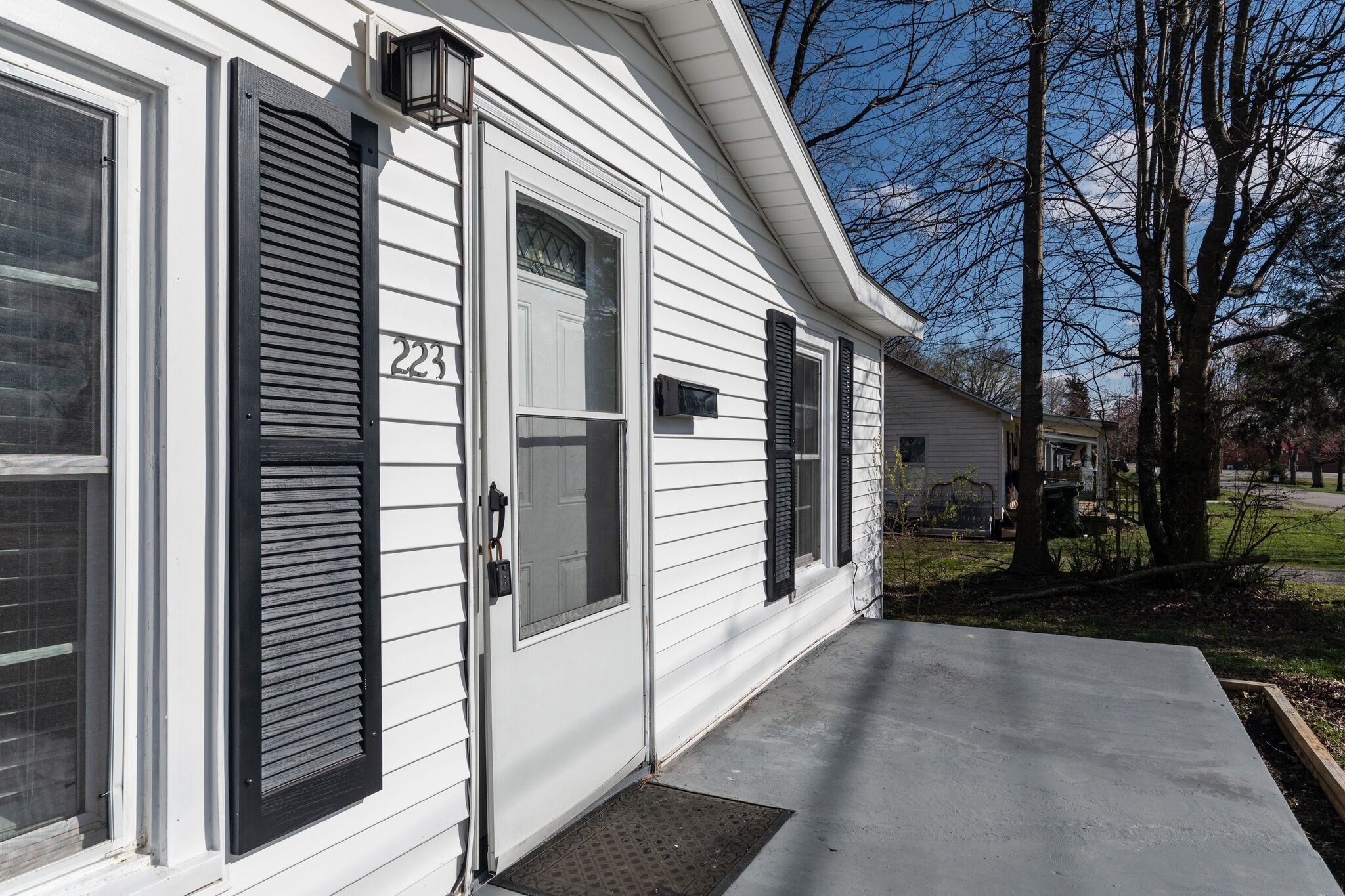 223 Cedar St