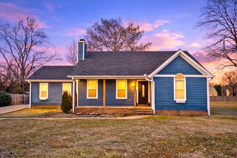 118 Couples Ct Murfreesboro TN 37128