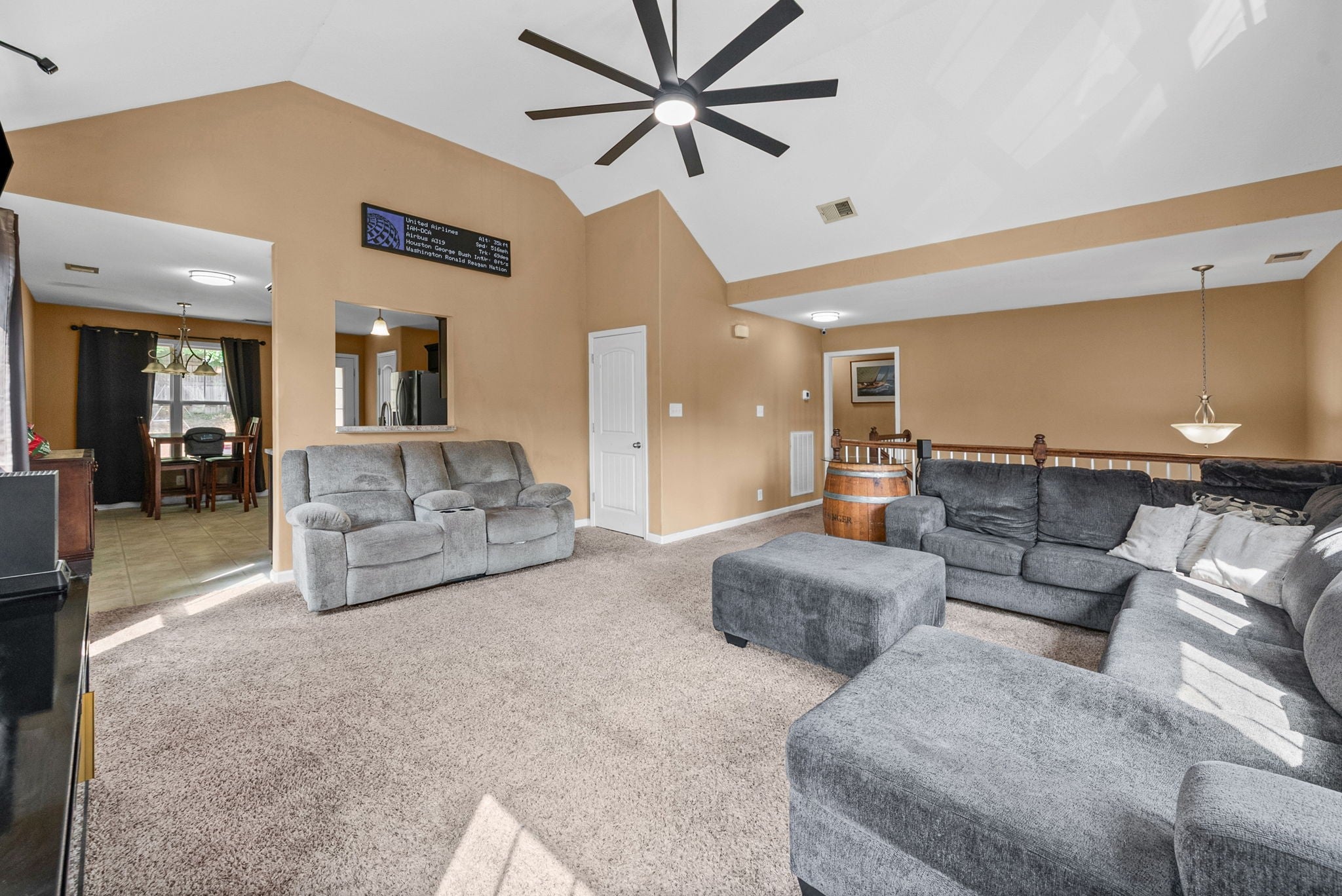 627 Hidden Valley Dr