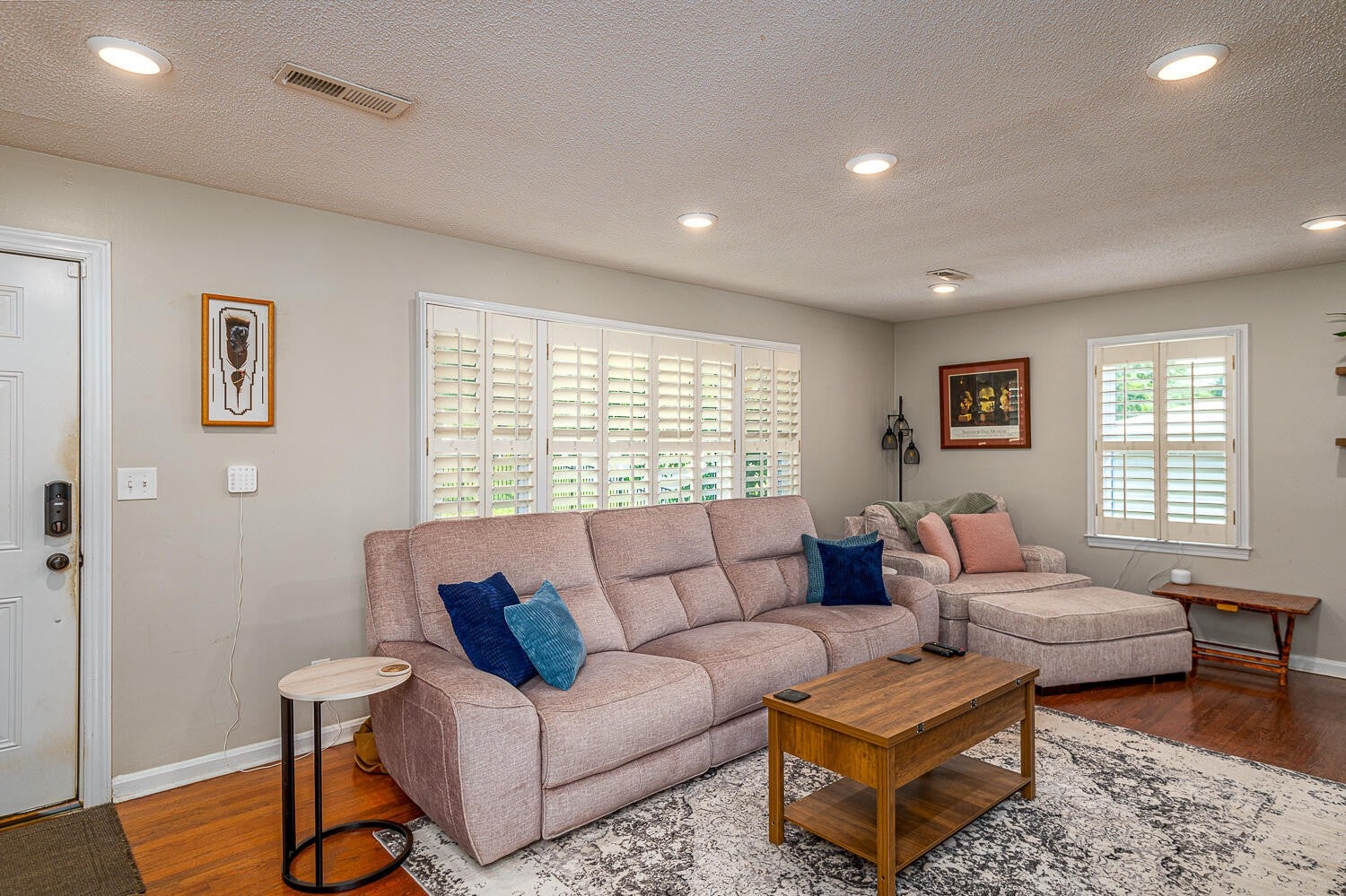 3902 Laird Lane