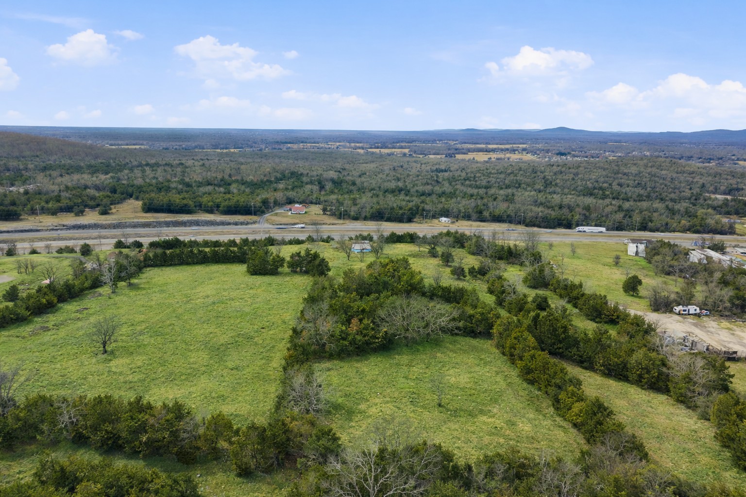 7665 Shelbyville Pike