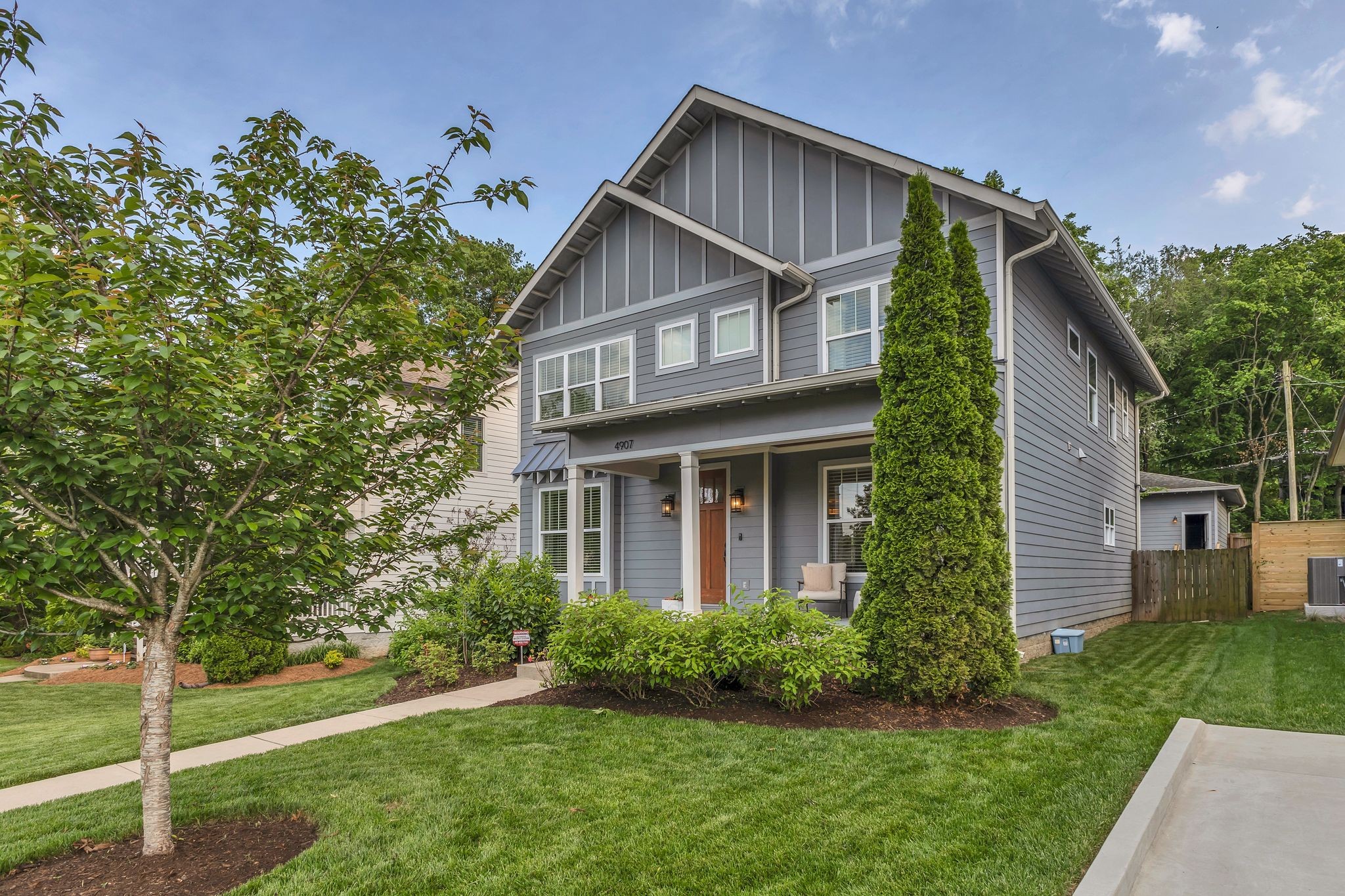 4907 Dakota Ave