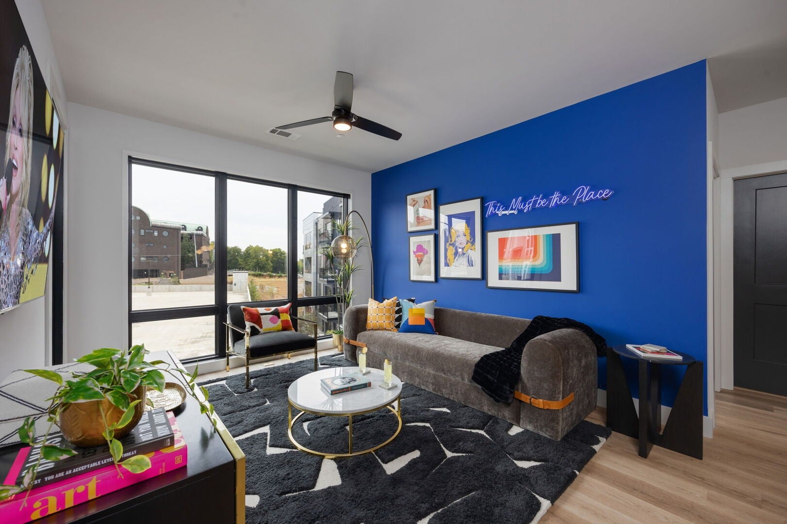 2.0-bed rental at 303 31st Ave N 406