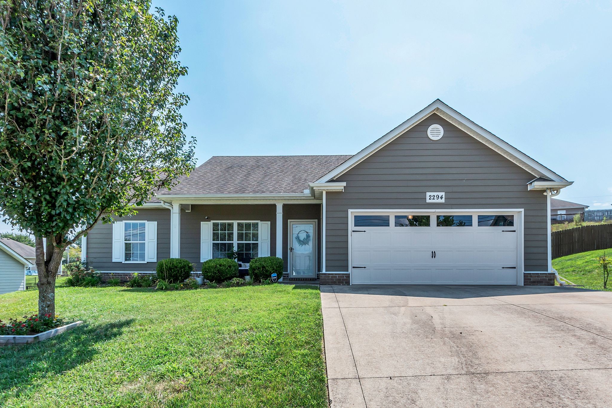 View Columbia, TN 38401 house