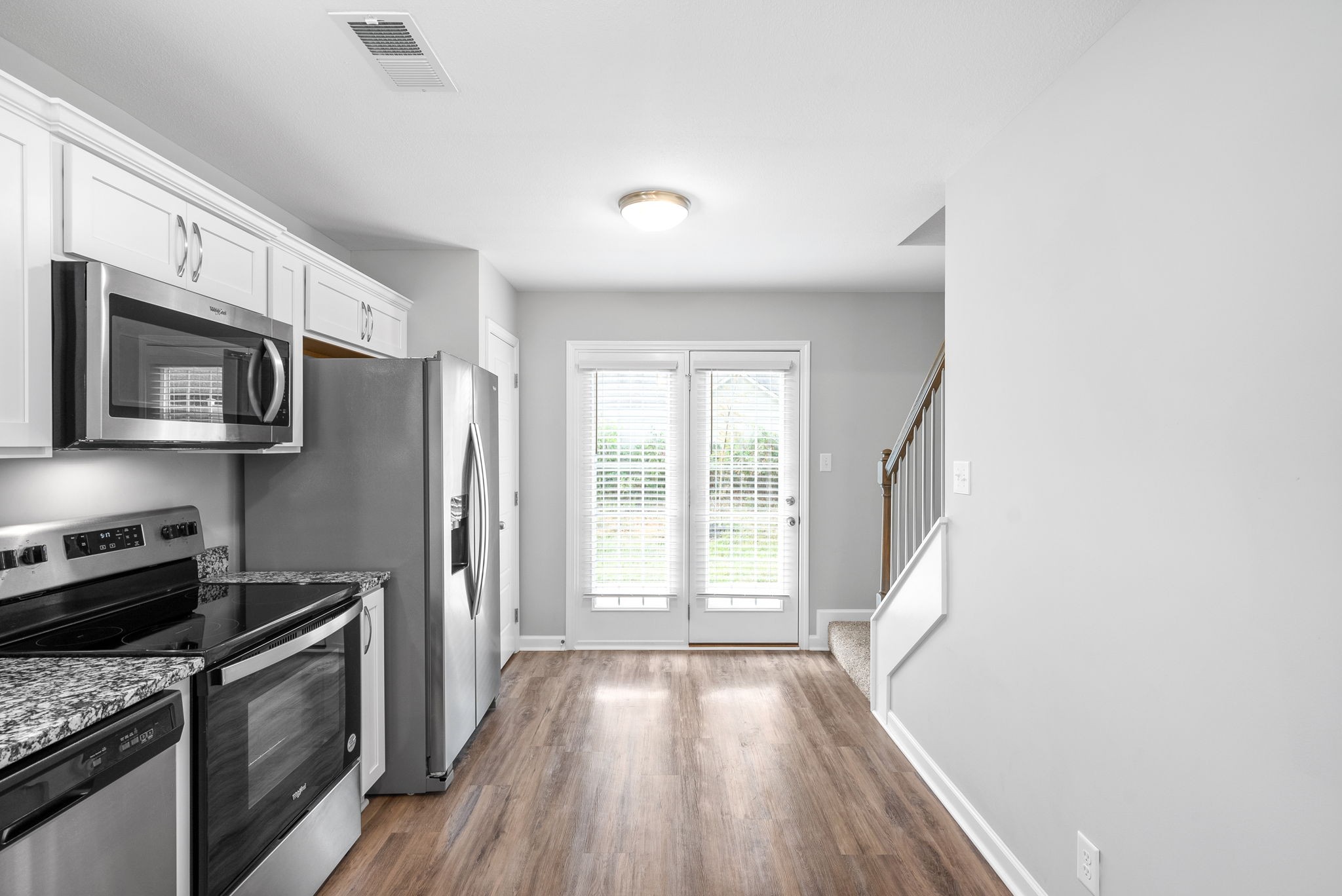 Clarksville, Tennessee 37040, United States, 3 Bedrooms Bedrooms, ,3 BathroomsBathrooms,Residential,Active,21338