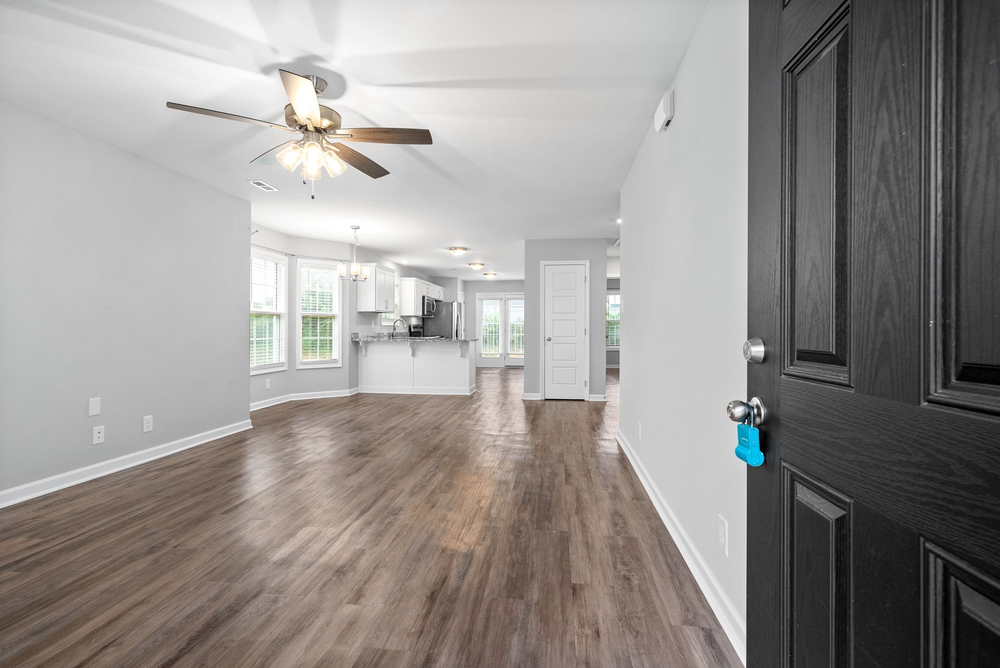 Clarksville, Tennessee 37040, United States, 3 Bedrooms Bedrooms, ,3 BathroomsBathrooms,Residential,Active,21338