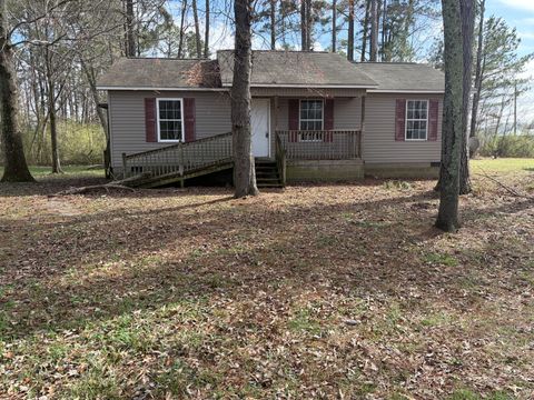 36 E 8th St Parsons TN 38363