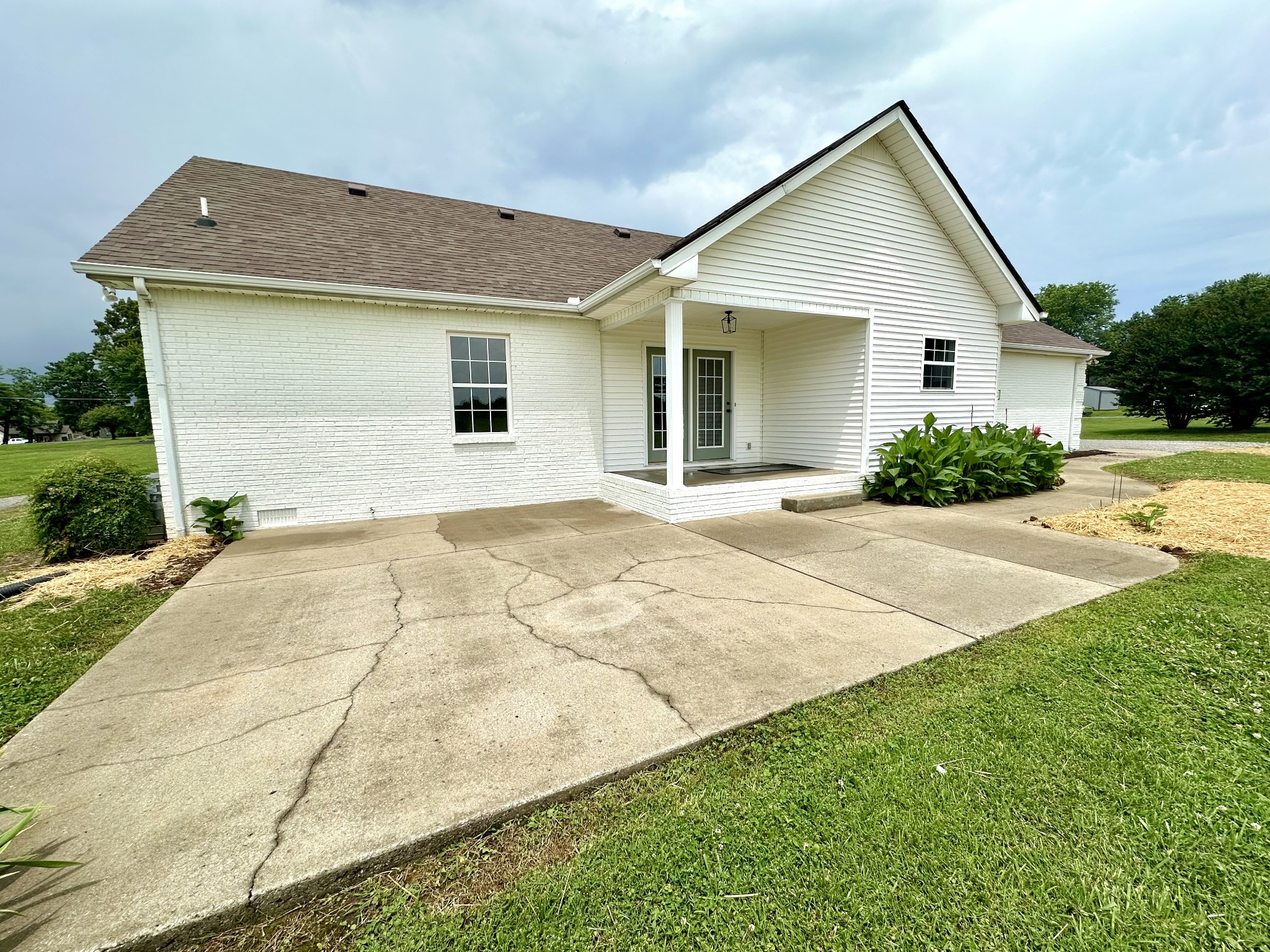 115 Briley Ln