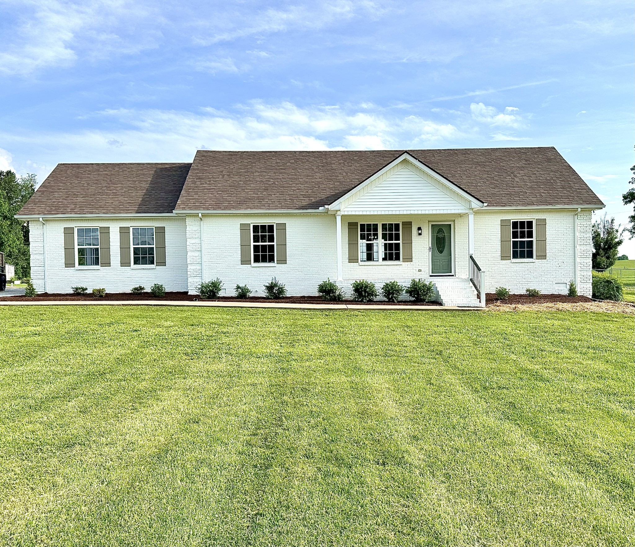 115 Briley Ln