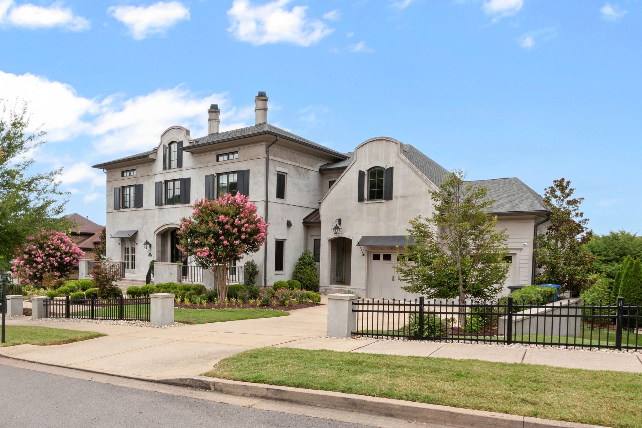 1542 Championship Boulevard