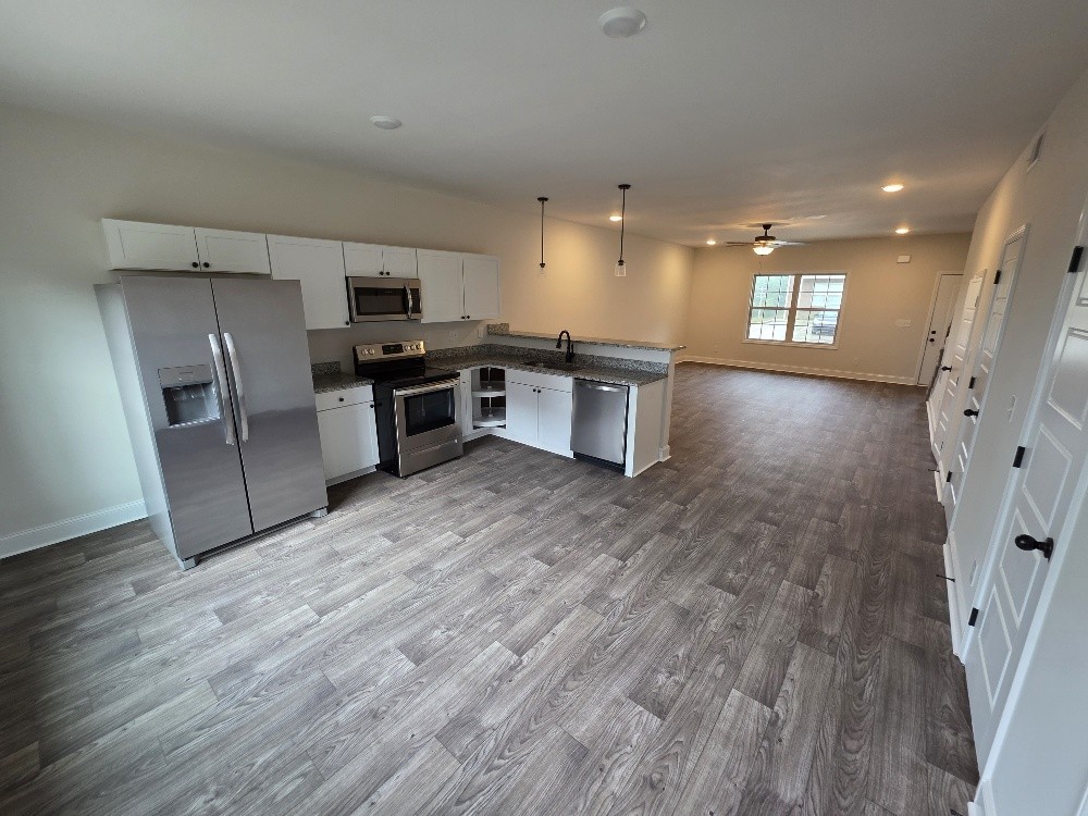 550 Peachers Mill Rd E6